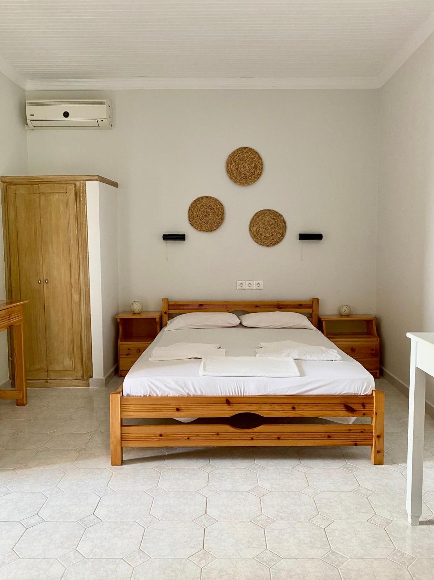 Faros Apartment *