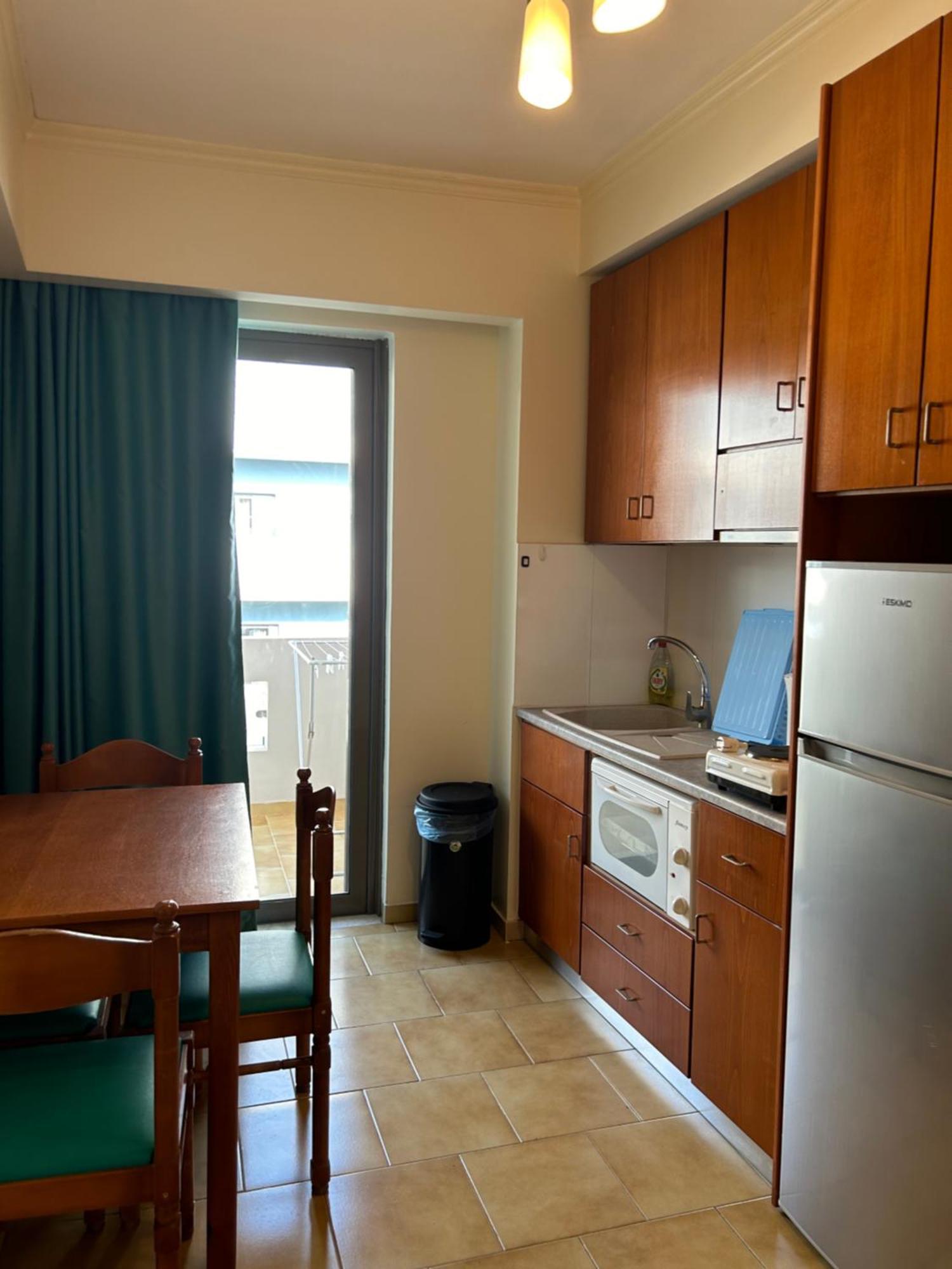 Captain Yiannis Studios & Aparthotel
