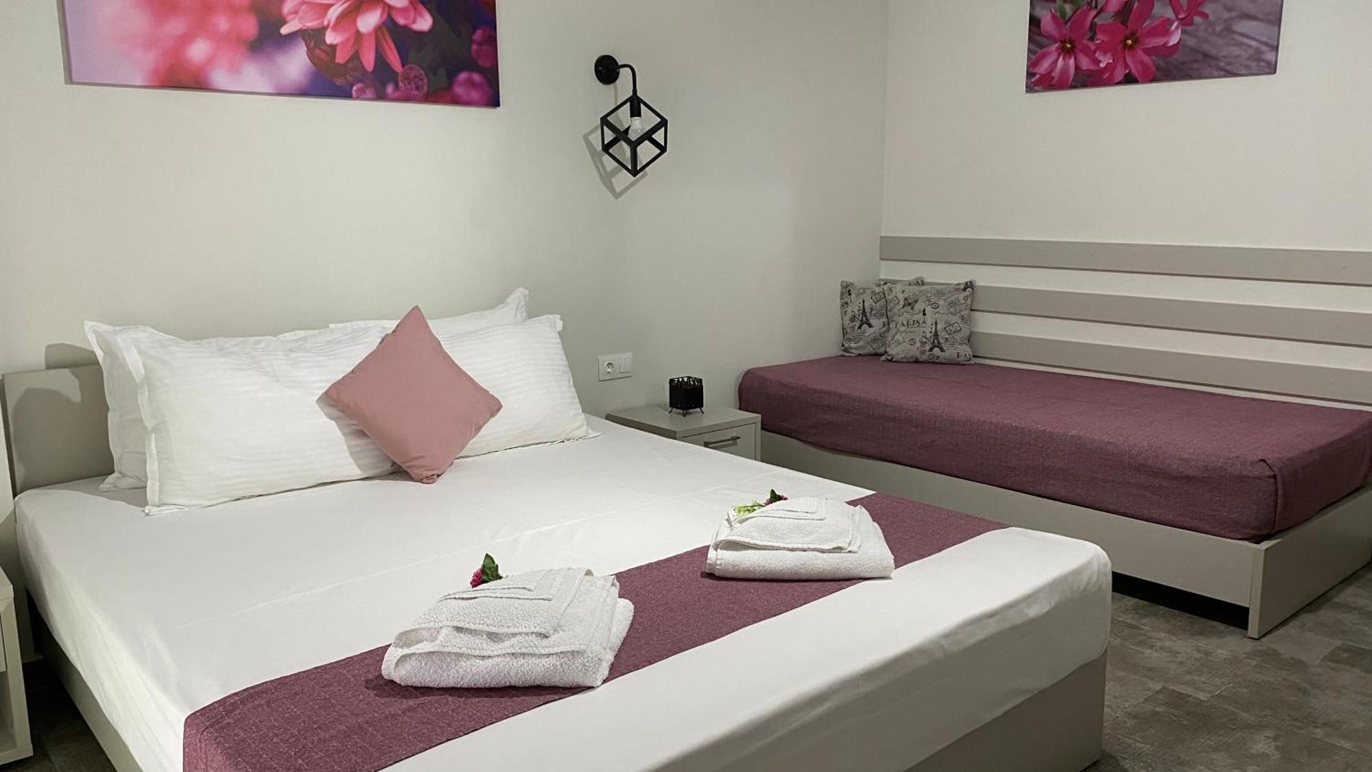 Aparthotel Harmony & *