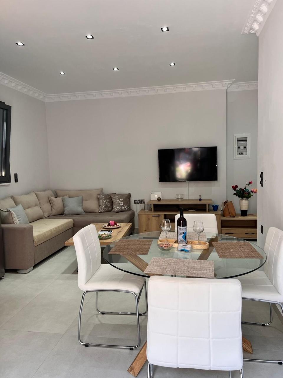 Kontis' Furnished Loutraki (Corinthia)