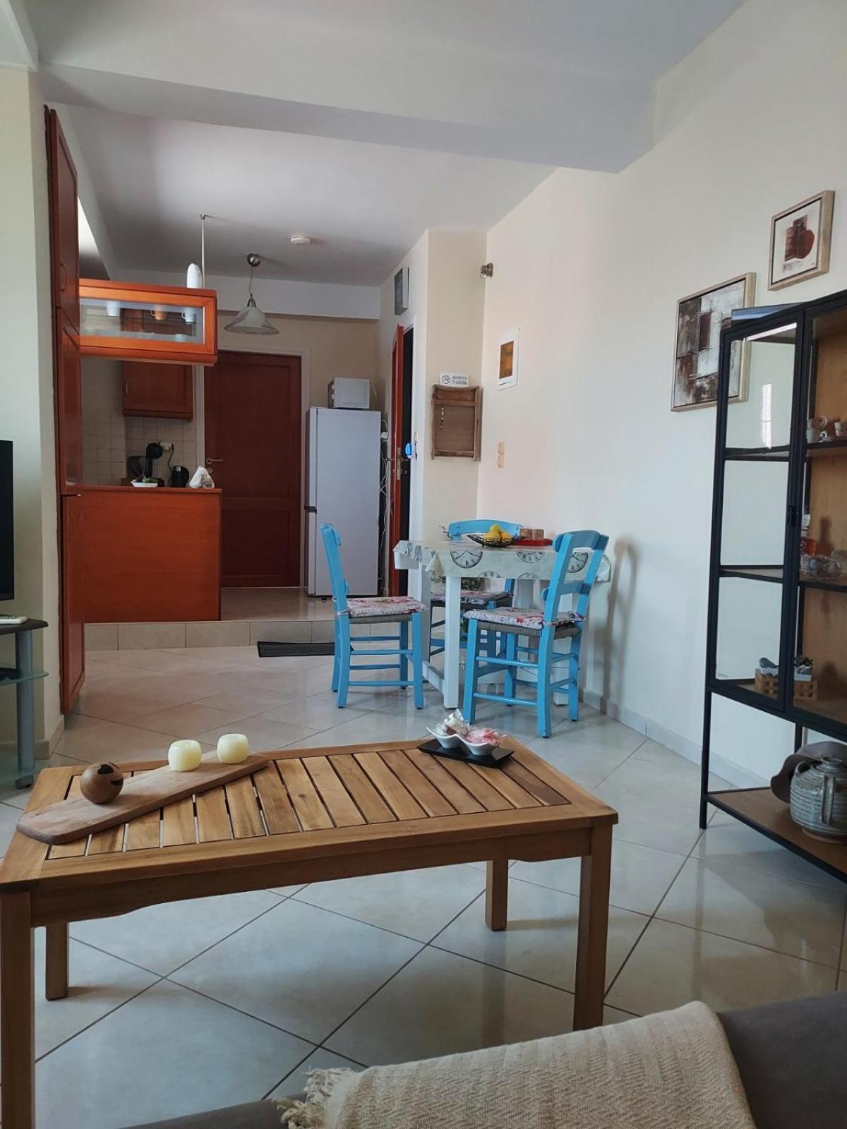 Athene And Emmanouil Place Rodhia (Crete)