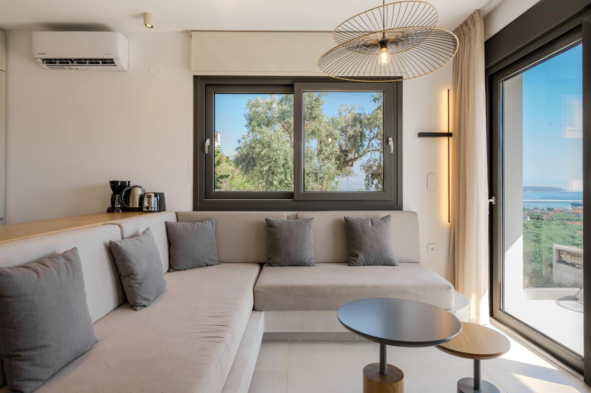 Villa Hillside - Pnoe *