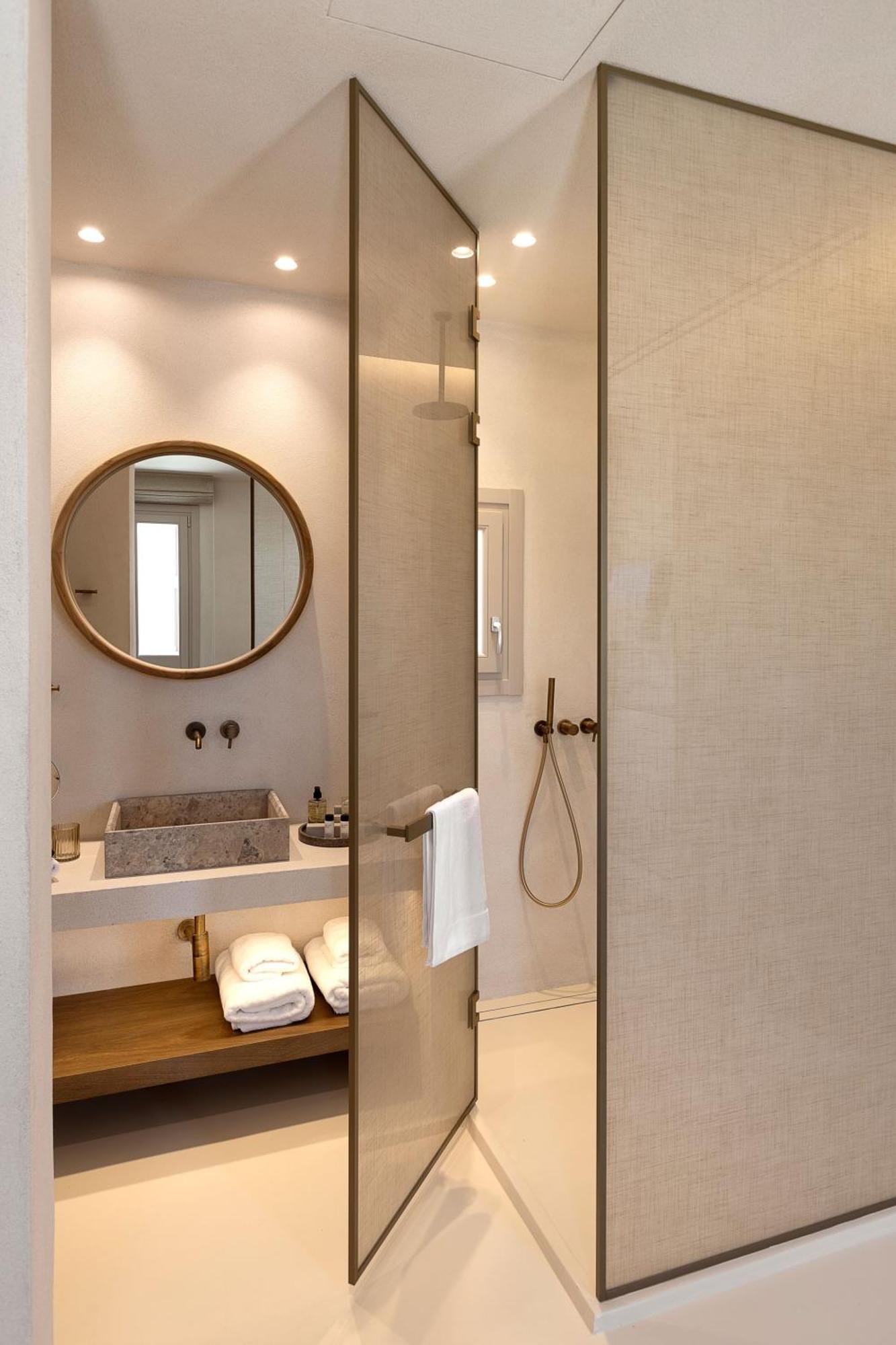 Hotel Yfes