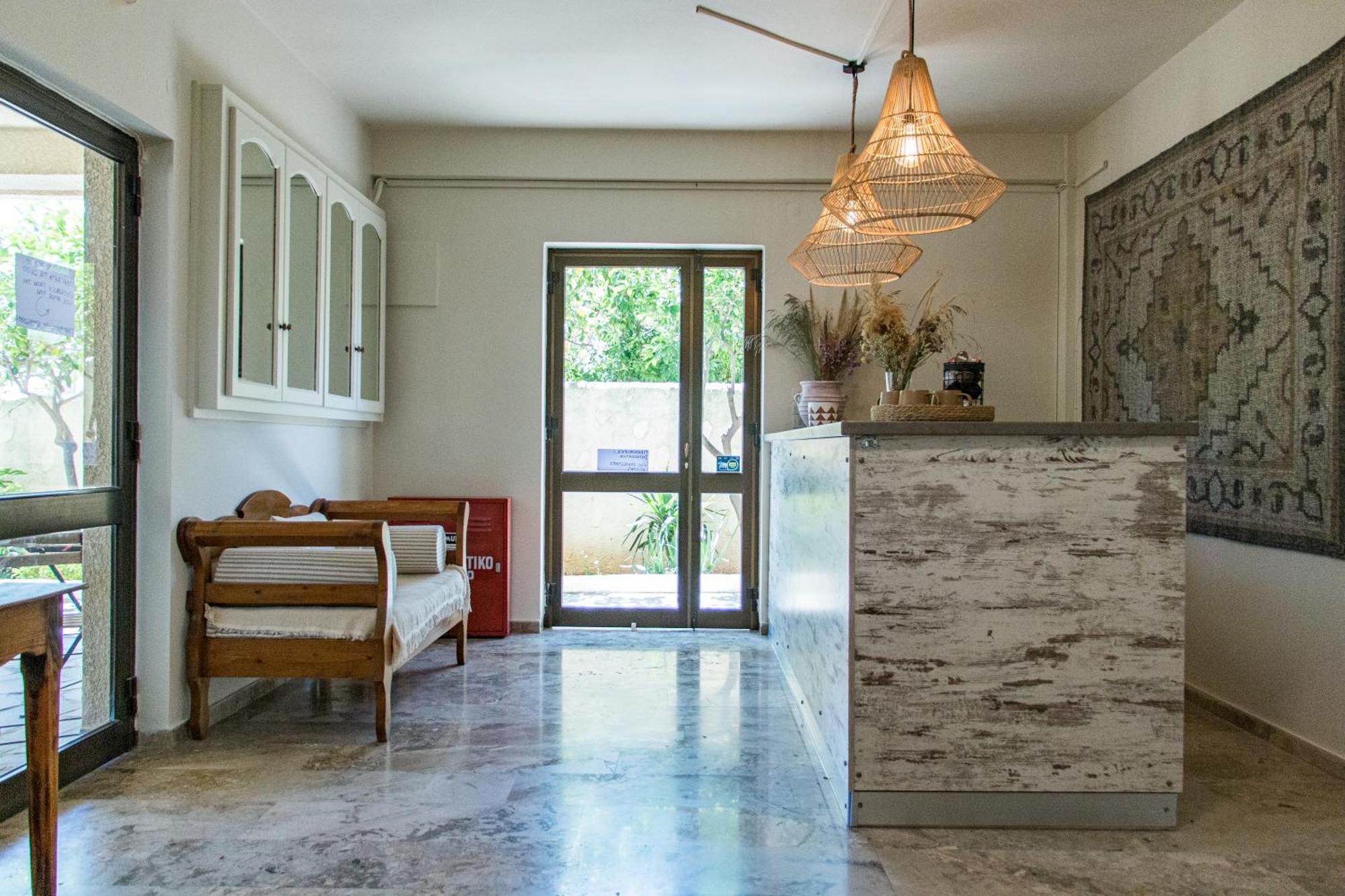 Irene Aparthotel Poros Town