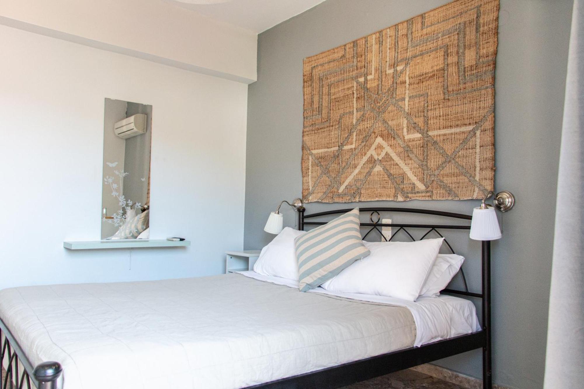 Irene Aparthotel *