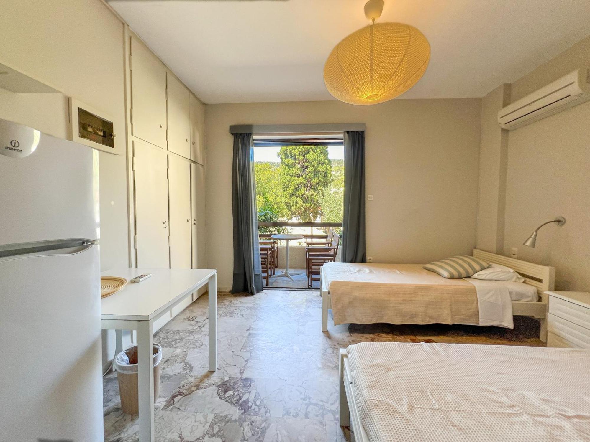 Irene Aparthotel *