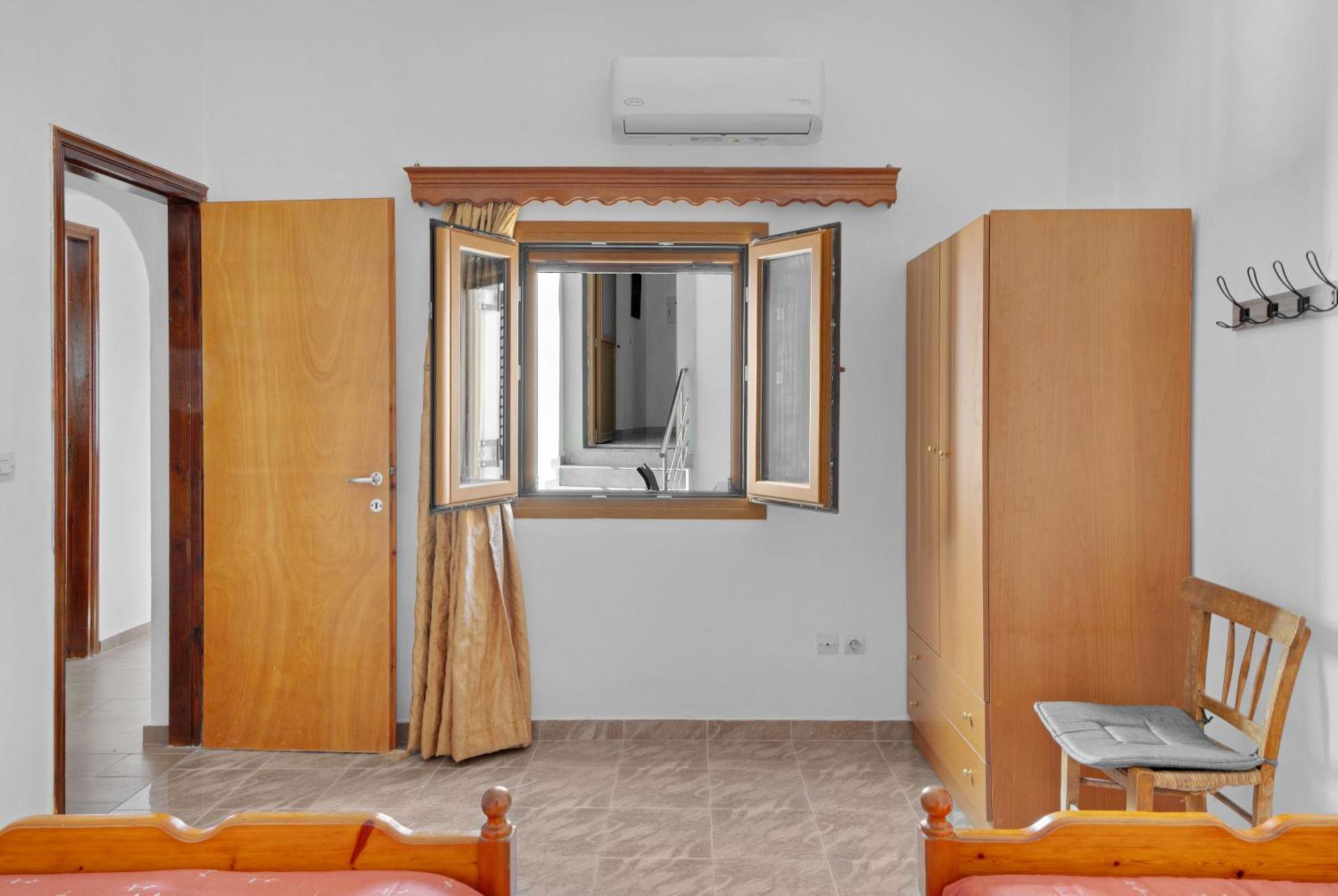 Serenity House * Asfendiou