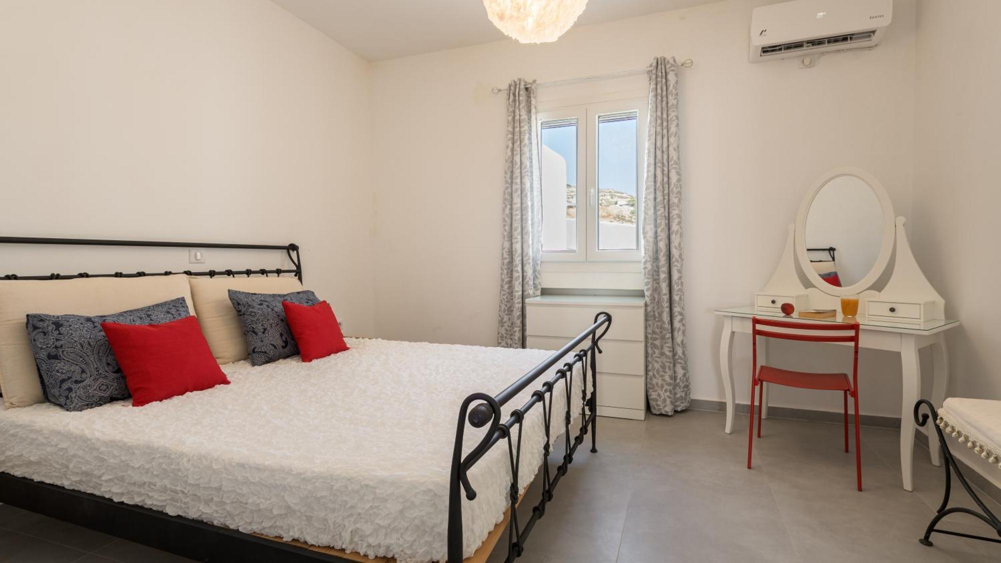 Cyclades Whisper Apartment *