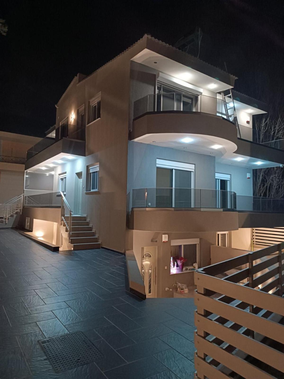Matilda's House Near Athens Airport Apartment