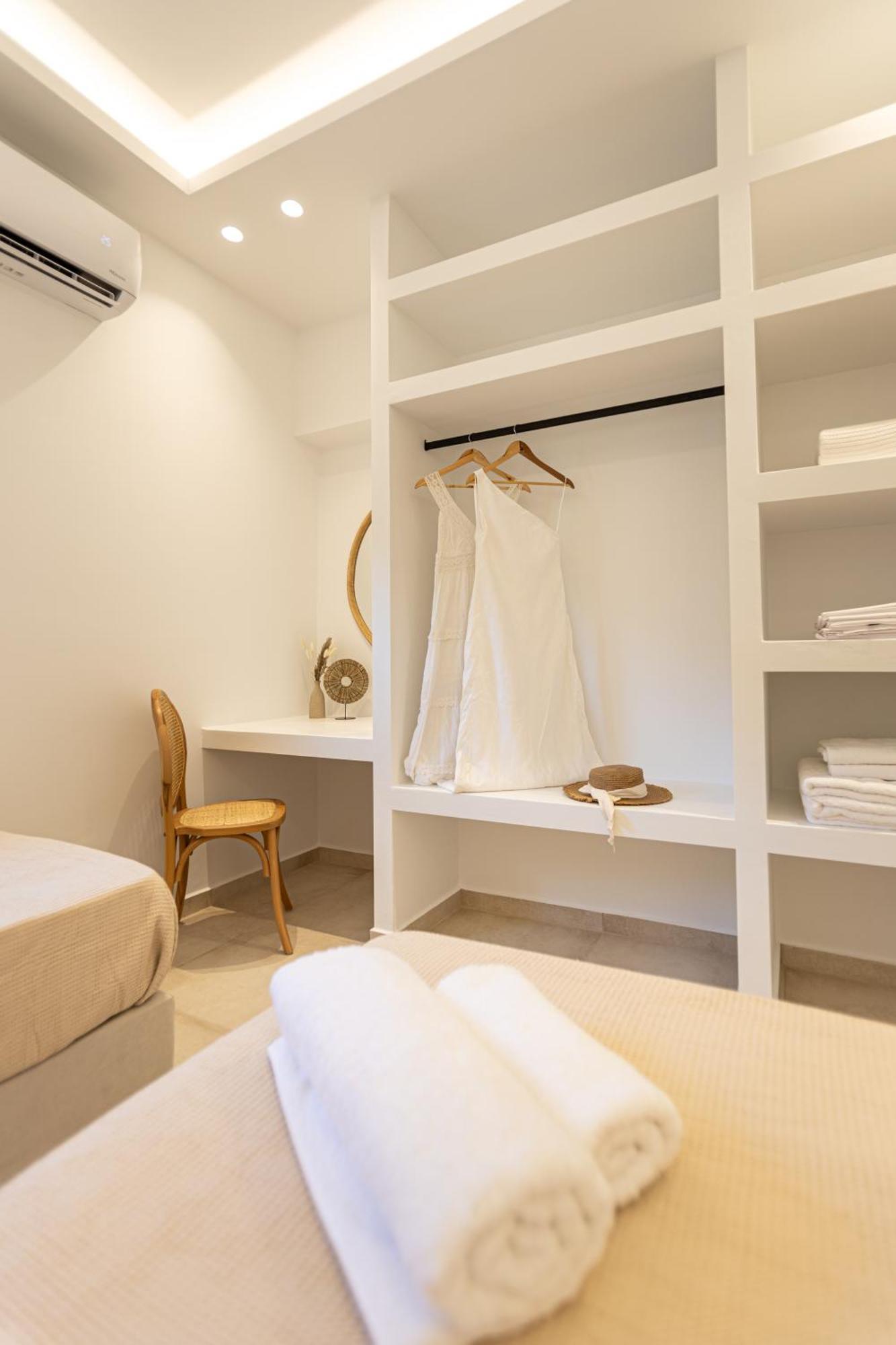 Apaggio Luxury Villa *