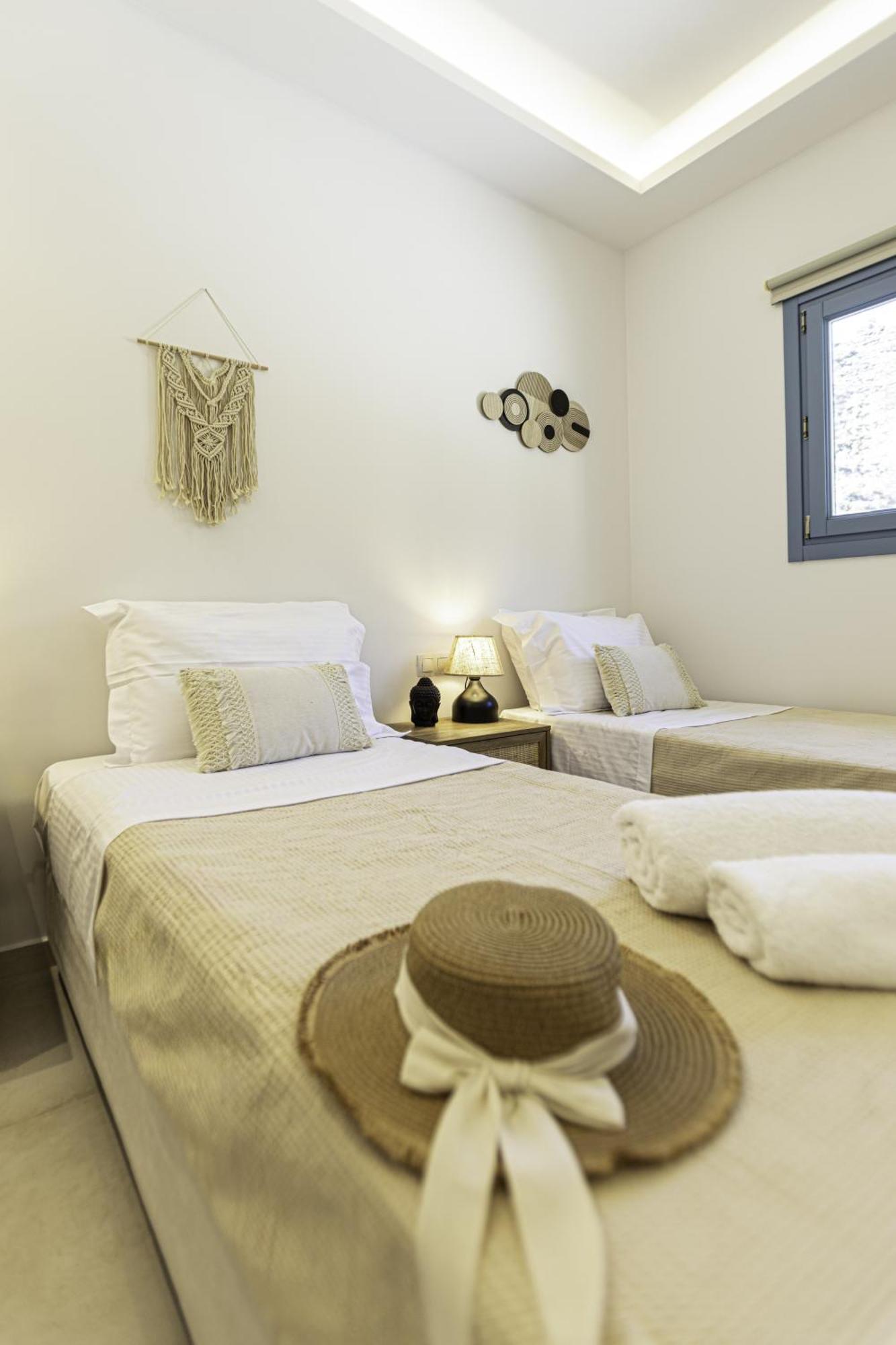 Apaggio Luxury *