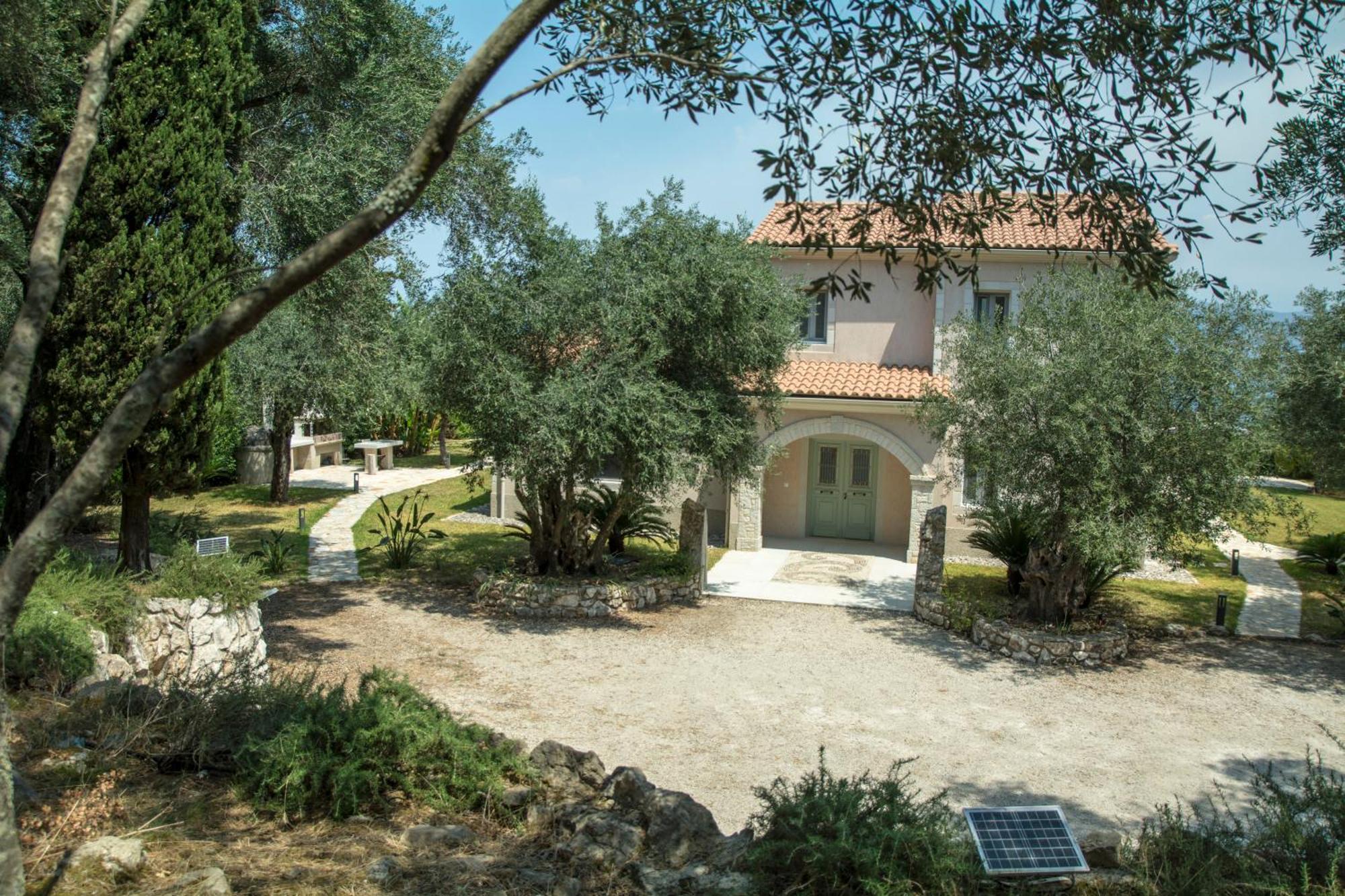 Evas Stone House