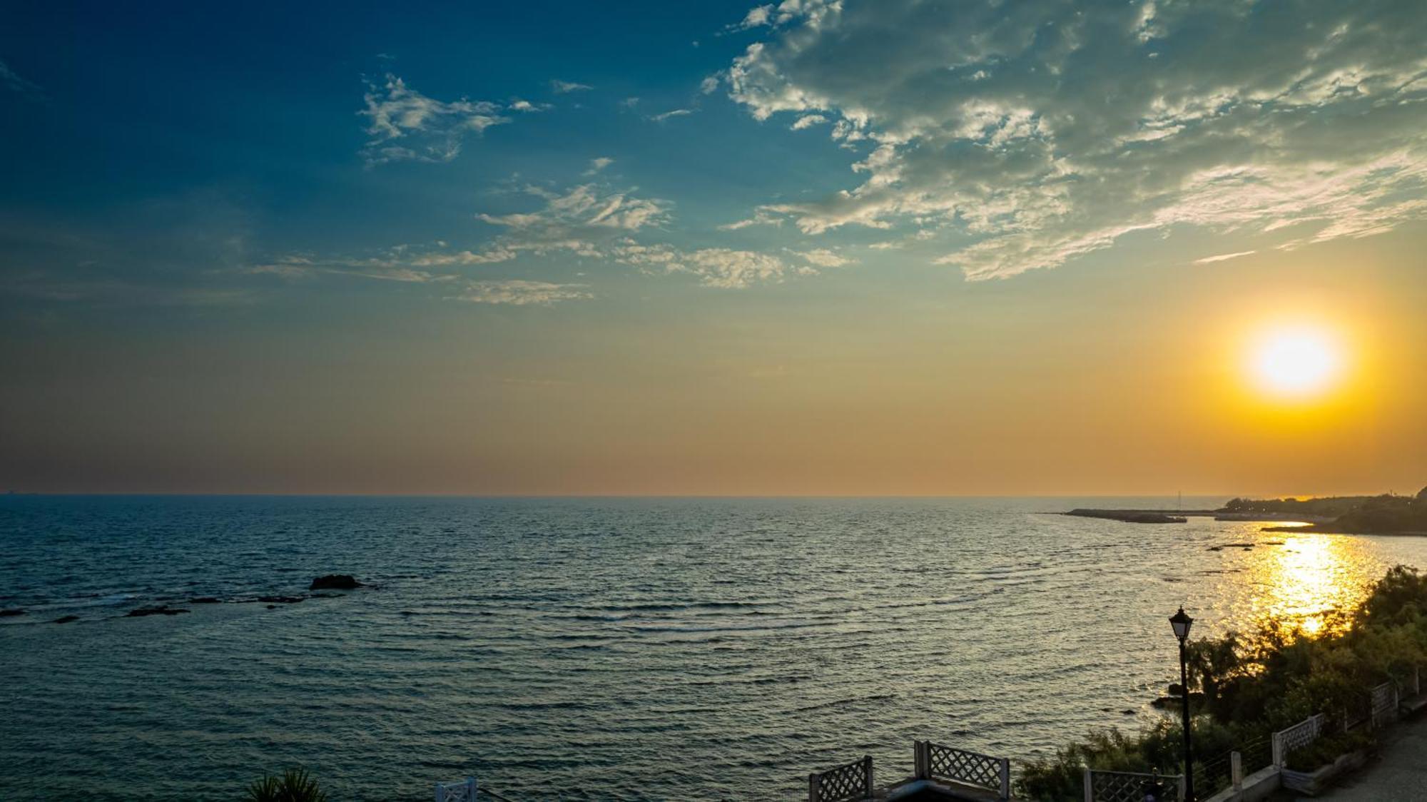 Atenizo - Seaside House At Pantokratoras, *
