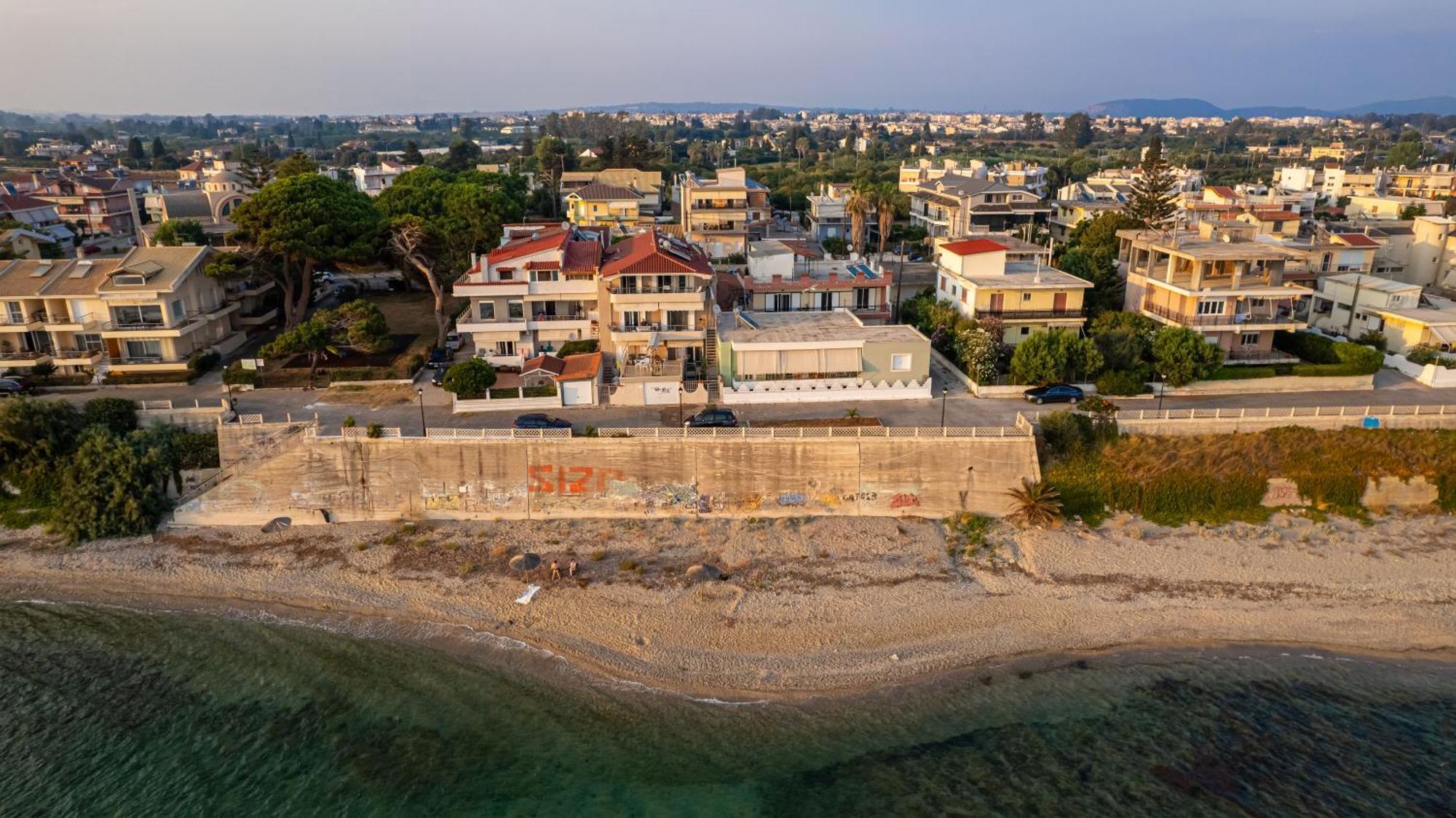 Atenizo - Seaside House At Pantokratoras, *