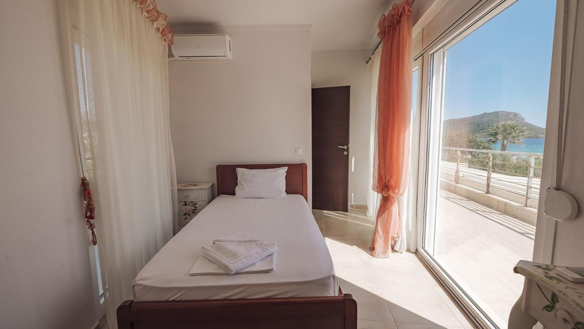 Front Holiday home *
