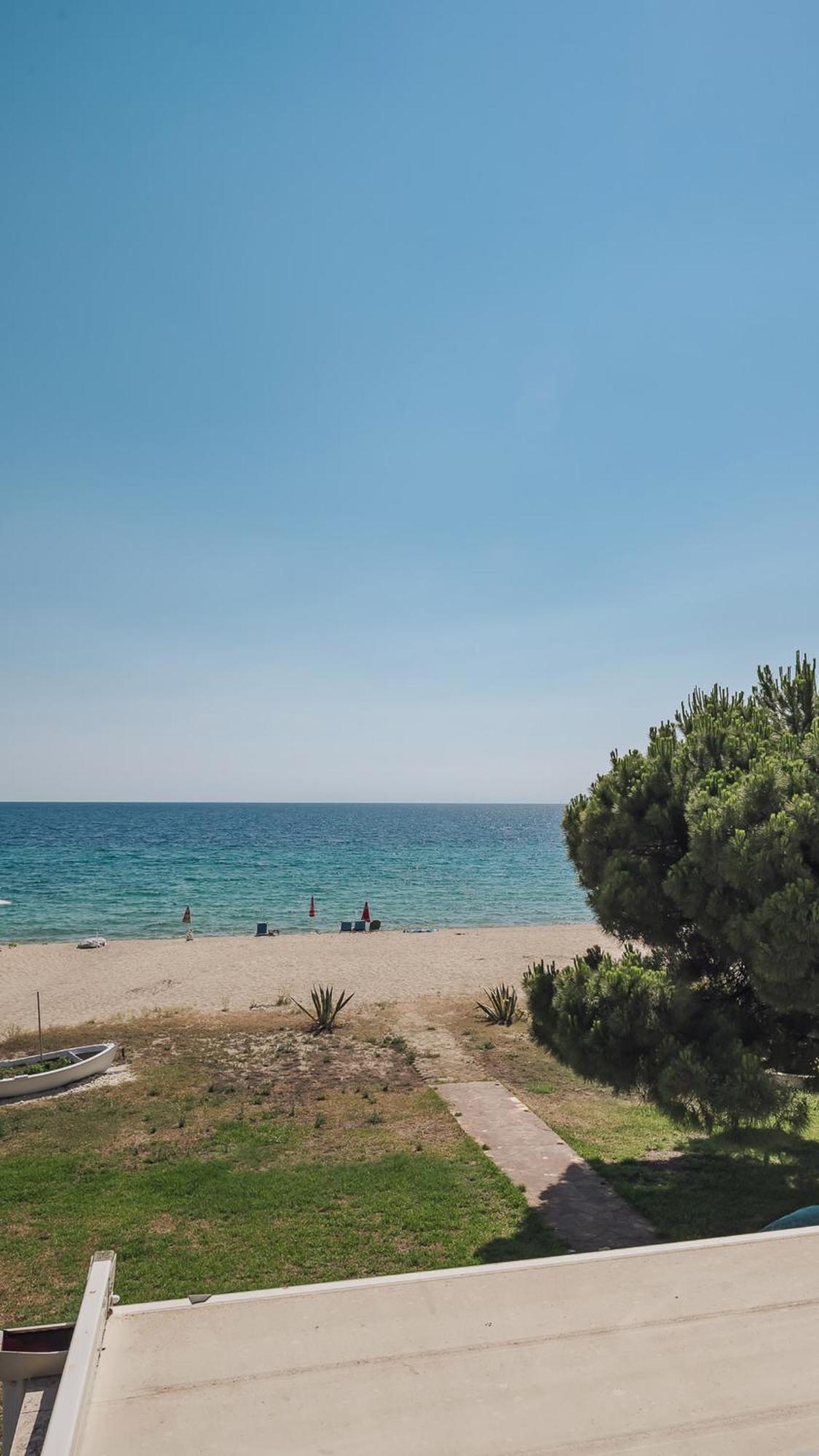 Front Toroni