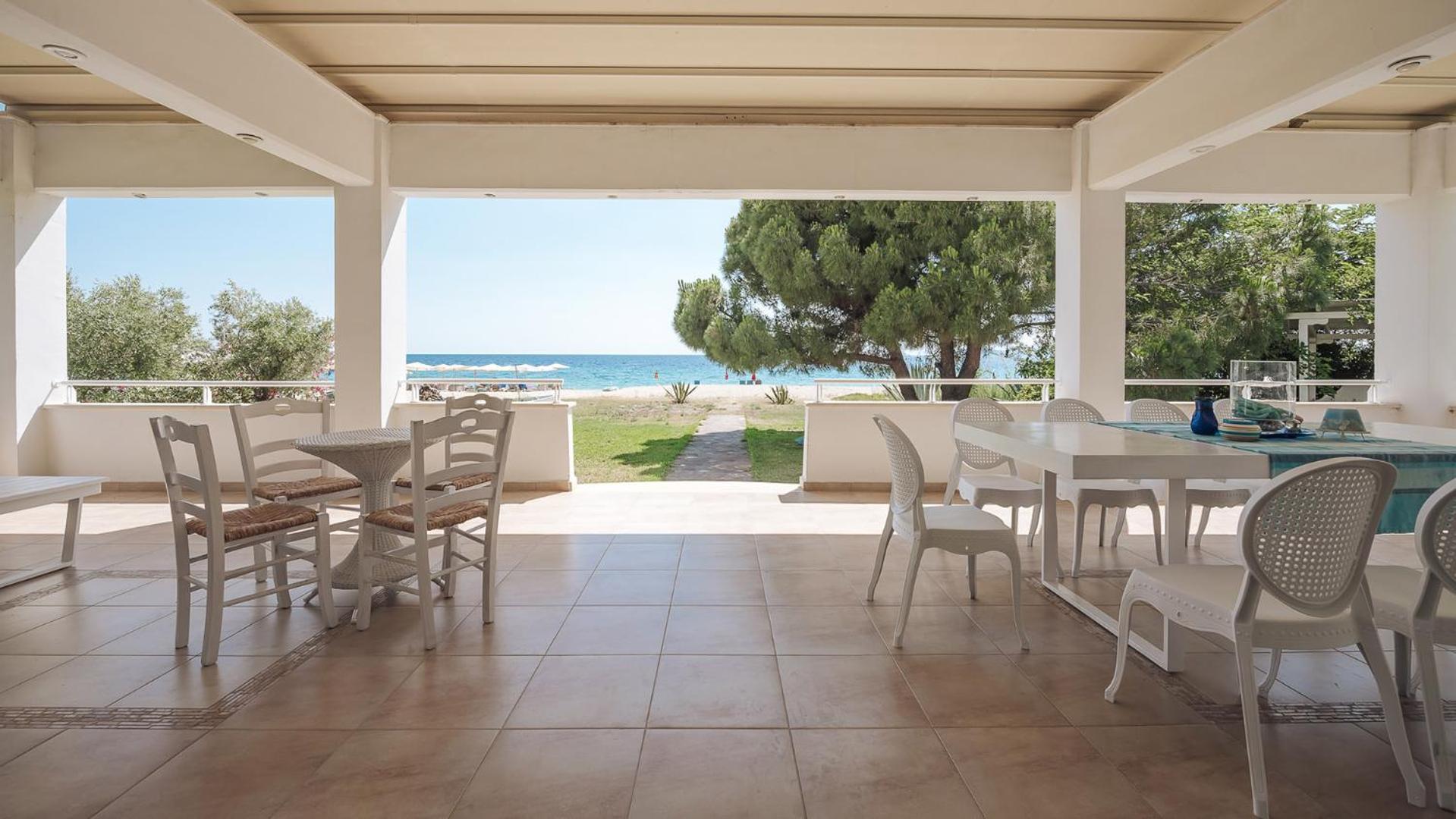 Holiday home Front Toroni