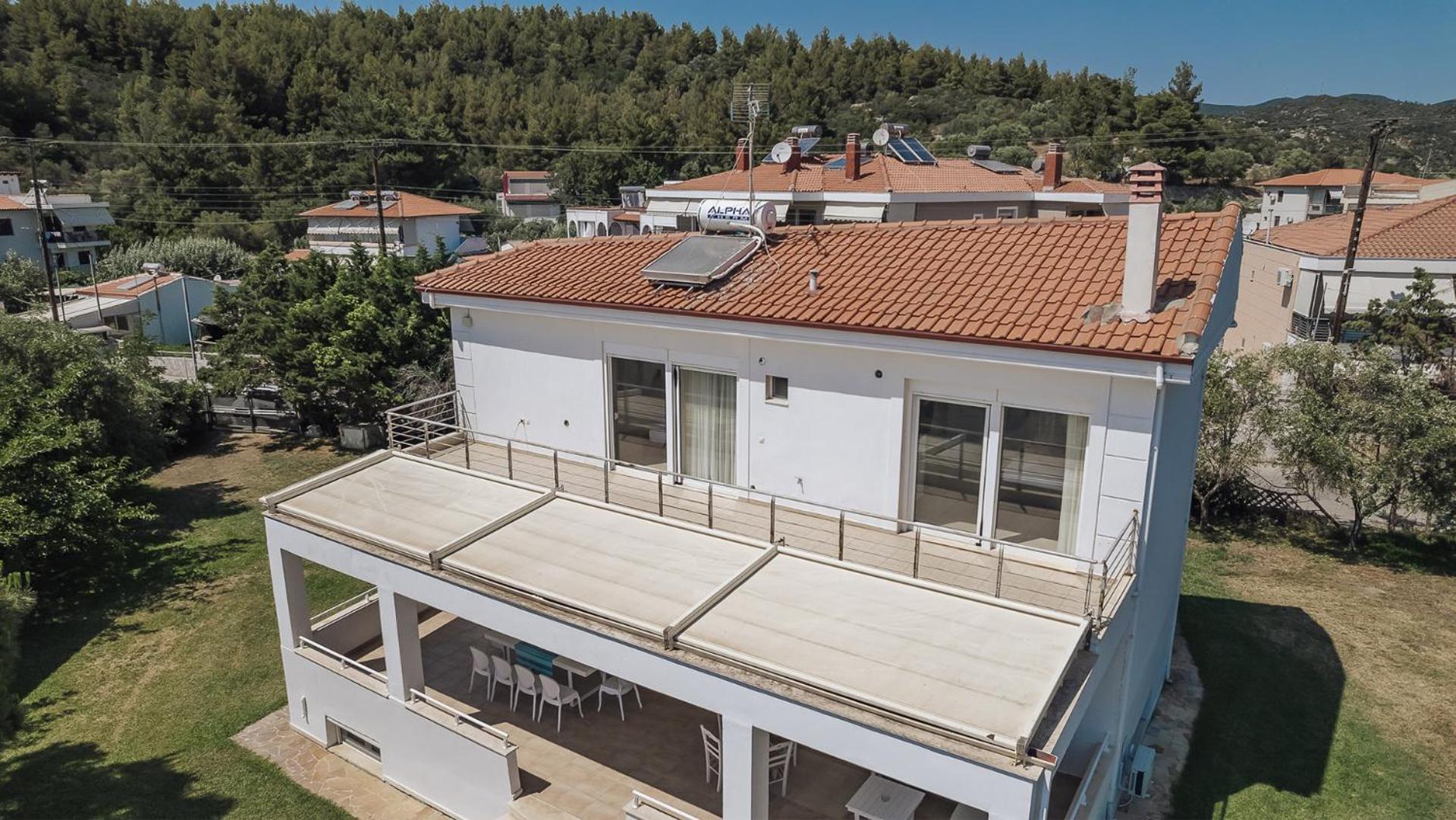 Front Toroni