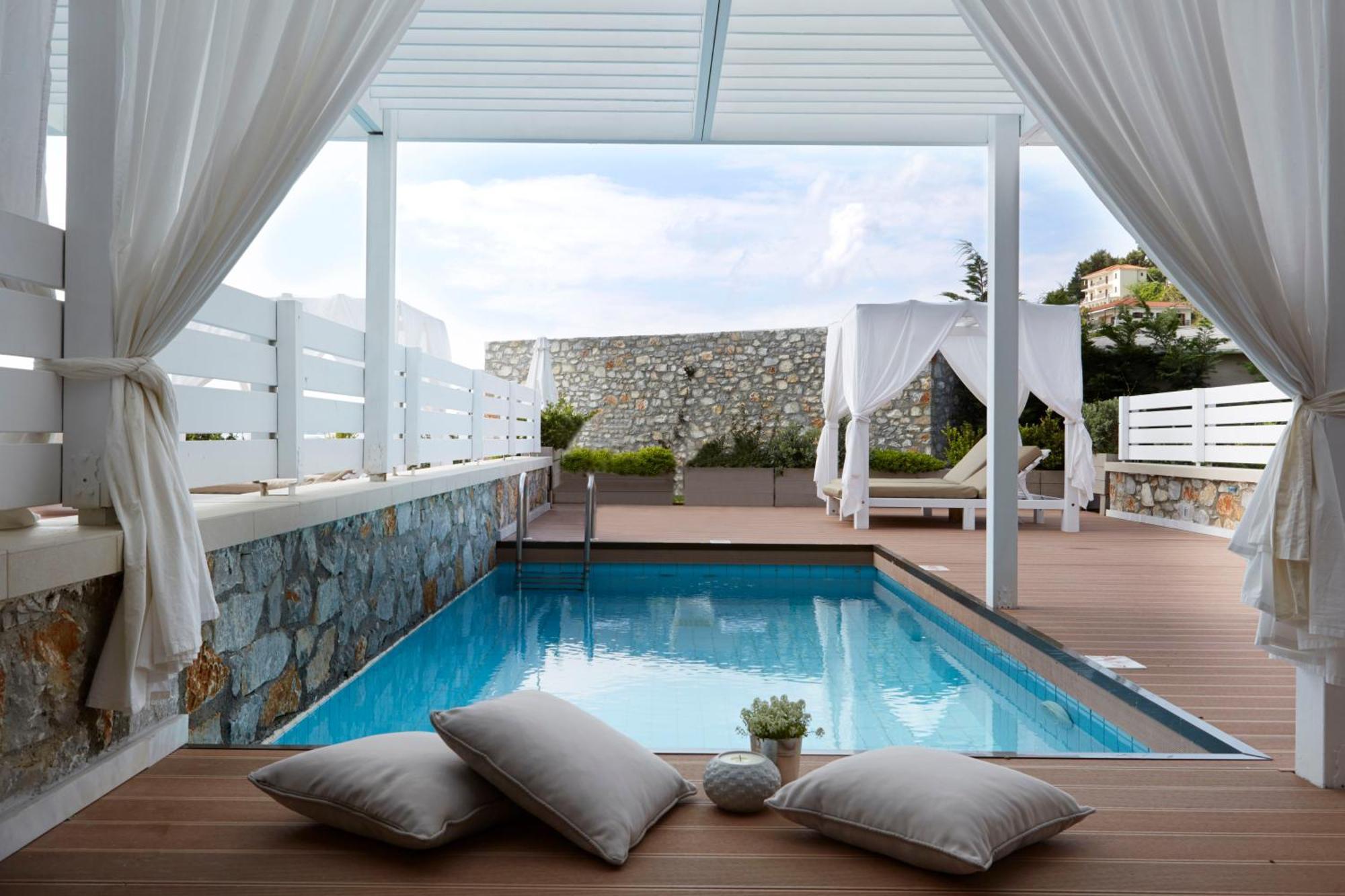 Hotel Kassandra Bay Resort, & Katsaros (Skiathos)