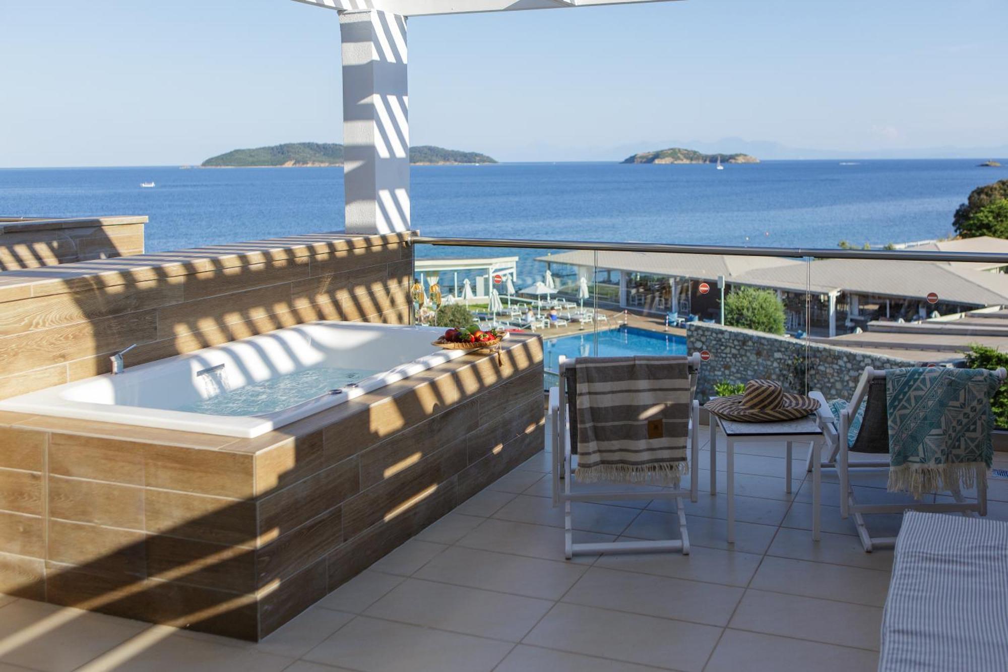 Kassandra Bay Resort, & Hotel