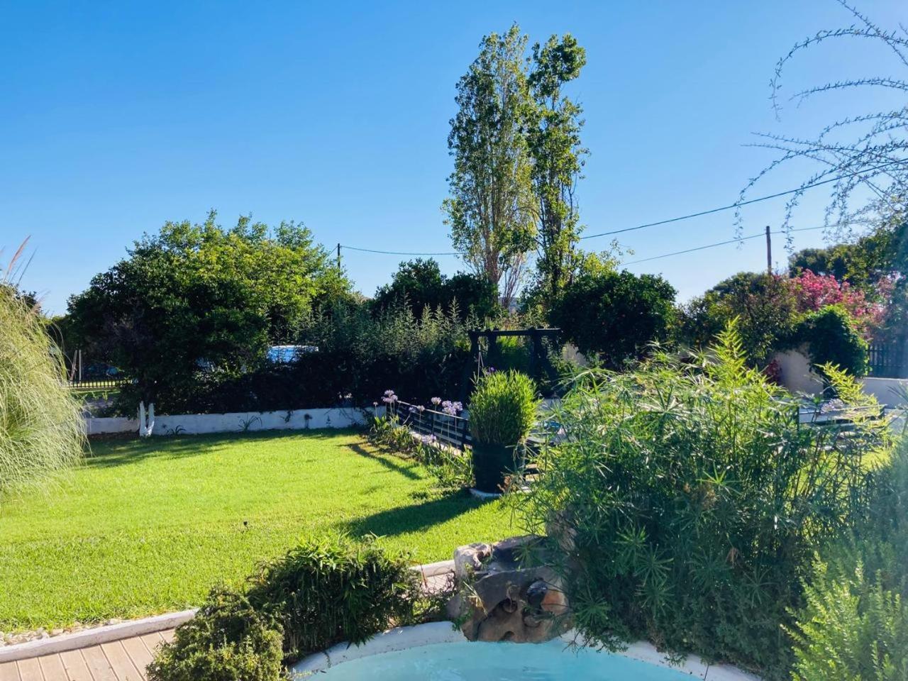 Sunny Garden Aparthotel