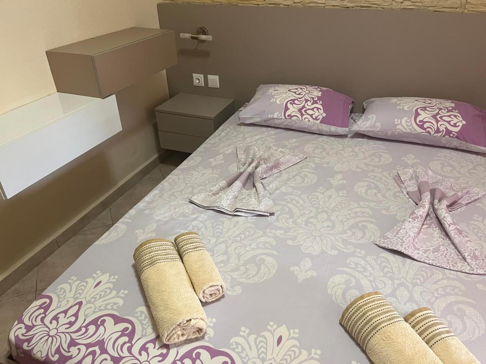 Alexander Holiday home Vrasna