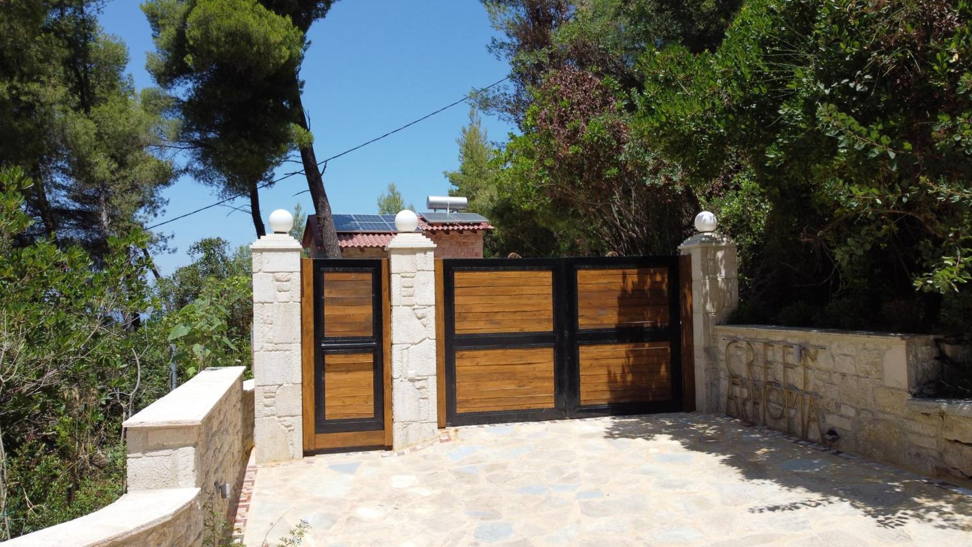 Akritas Ef Zin & Villa Paliouri