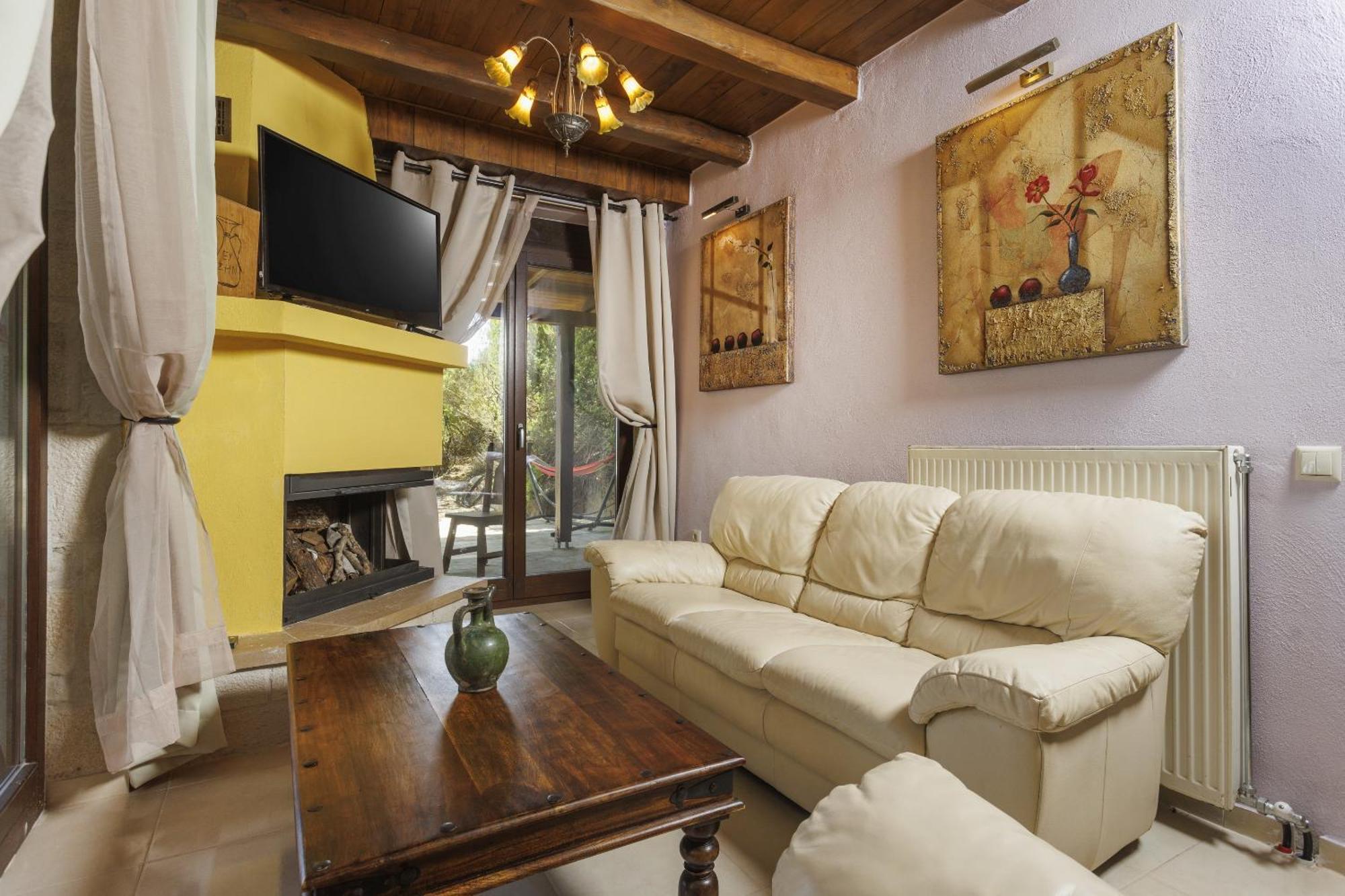 Akritas Ef Zin & Villa