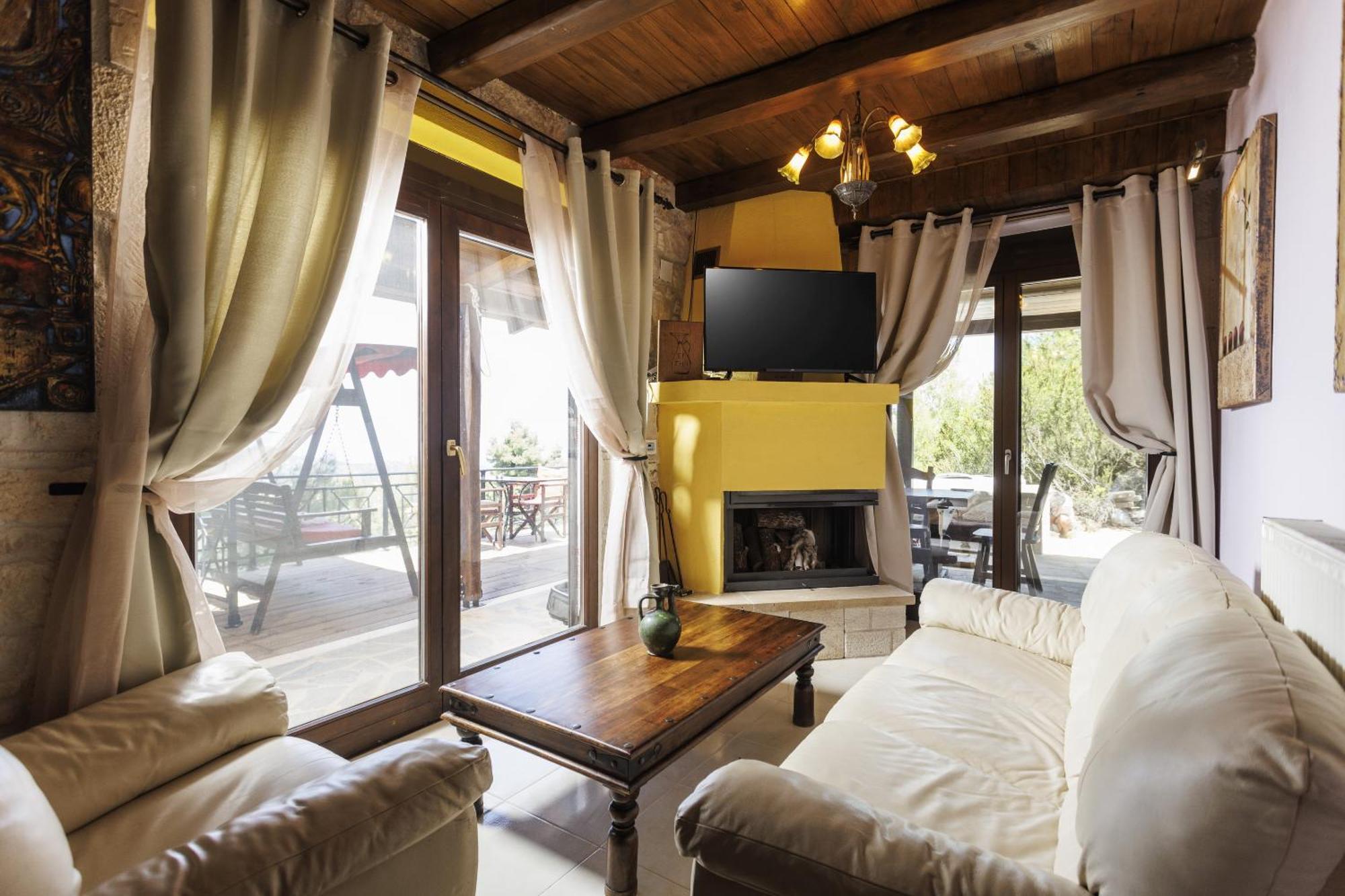 Akritas Ef Zin & Villa