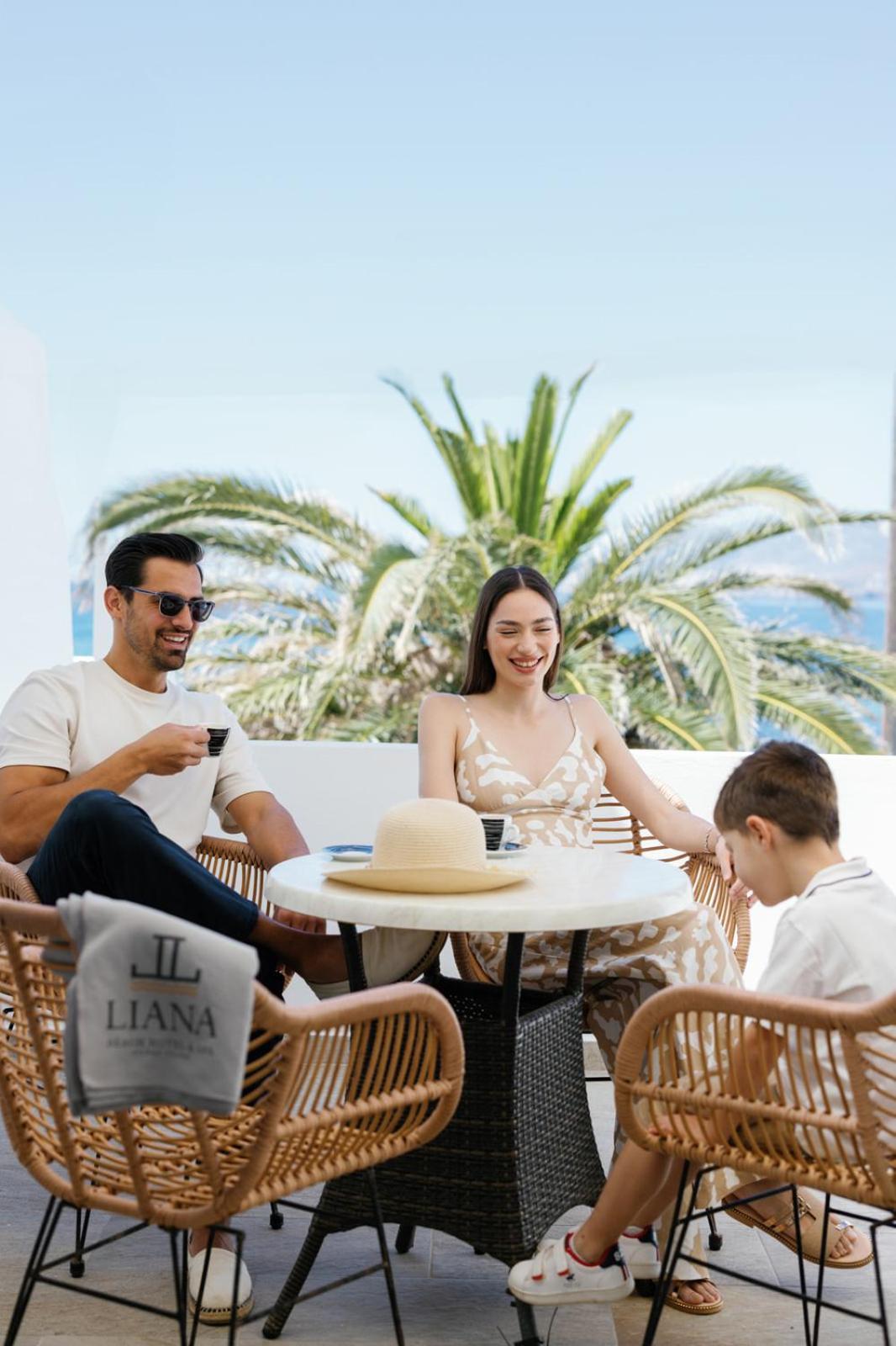 Hotel Liana & 4*