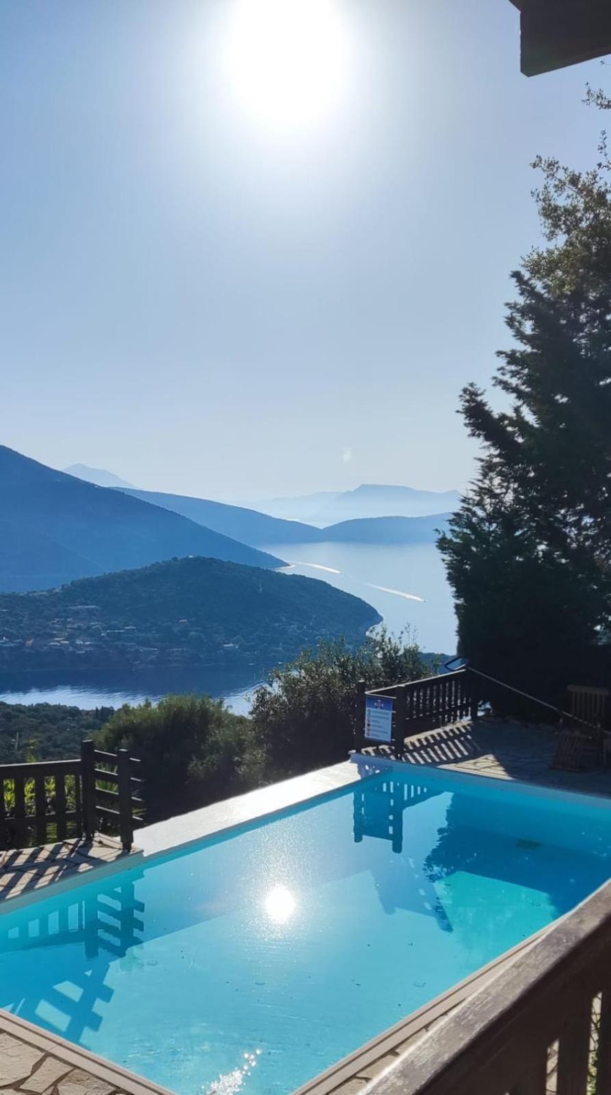 Arriva Villa *