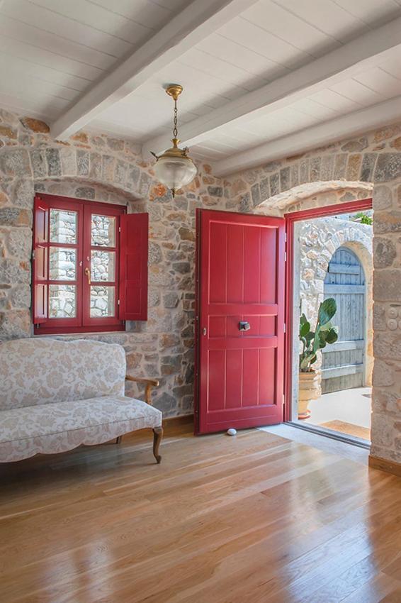 Limeni Villa *