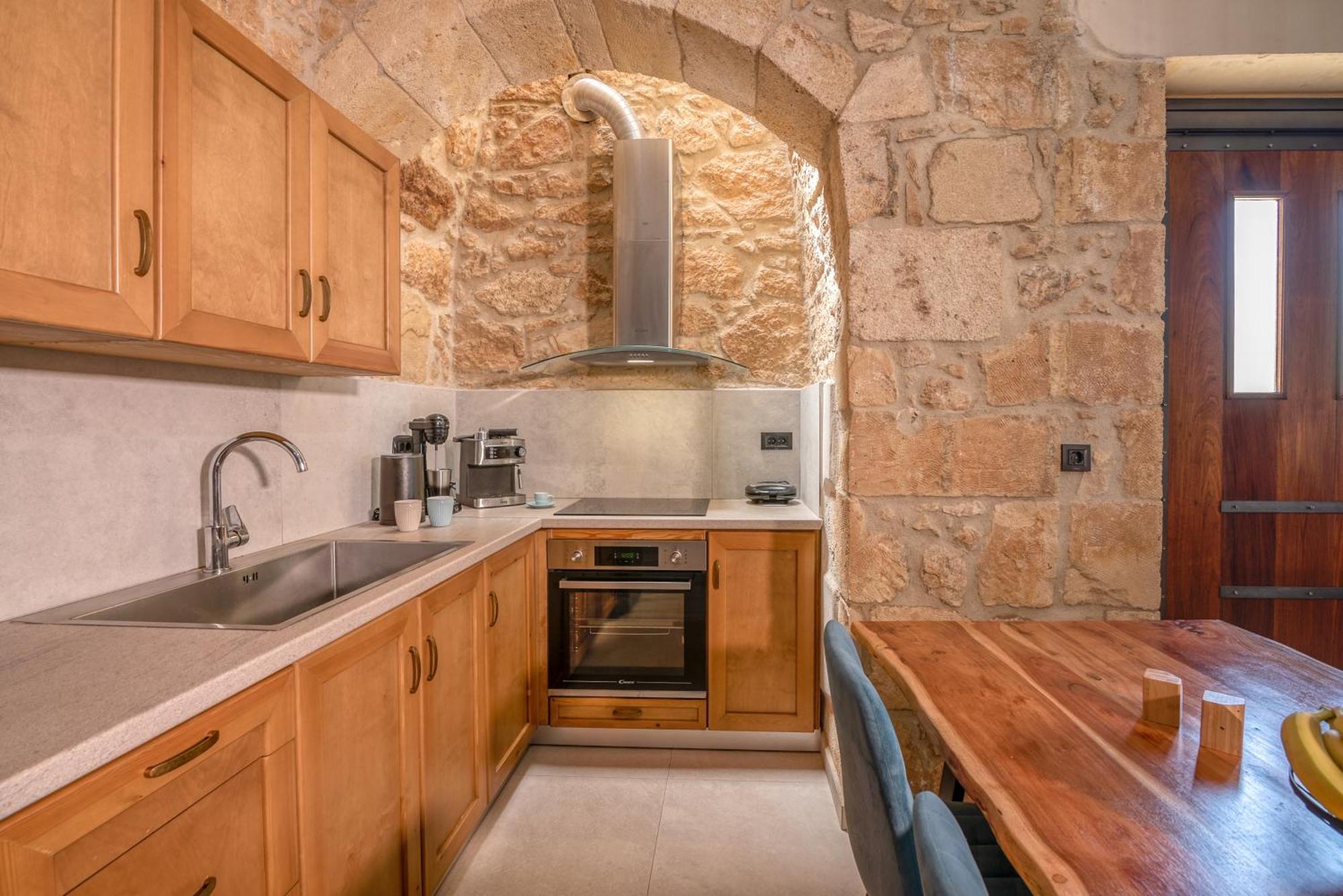 Cavos Luxury Apartment