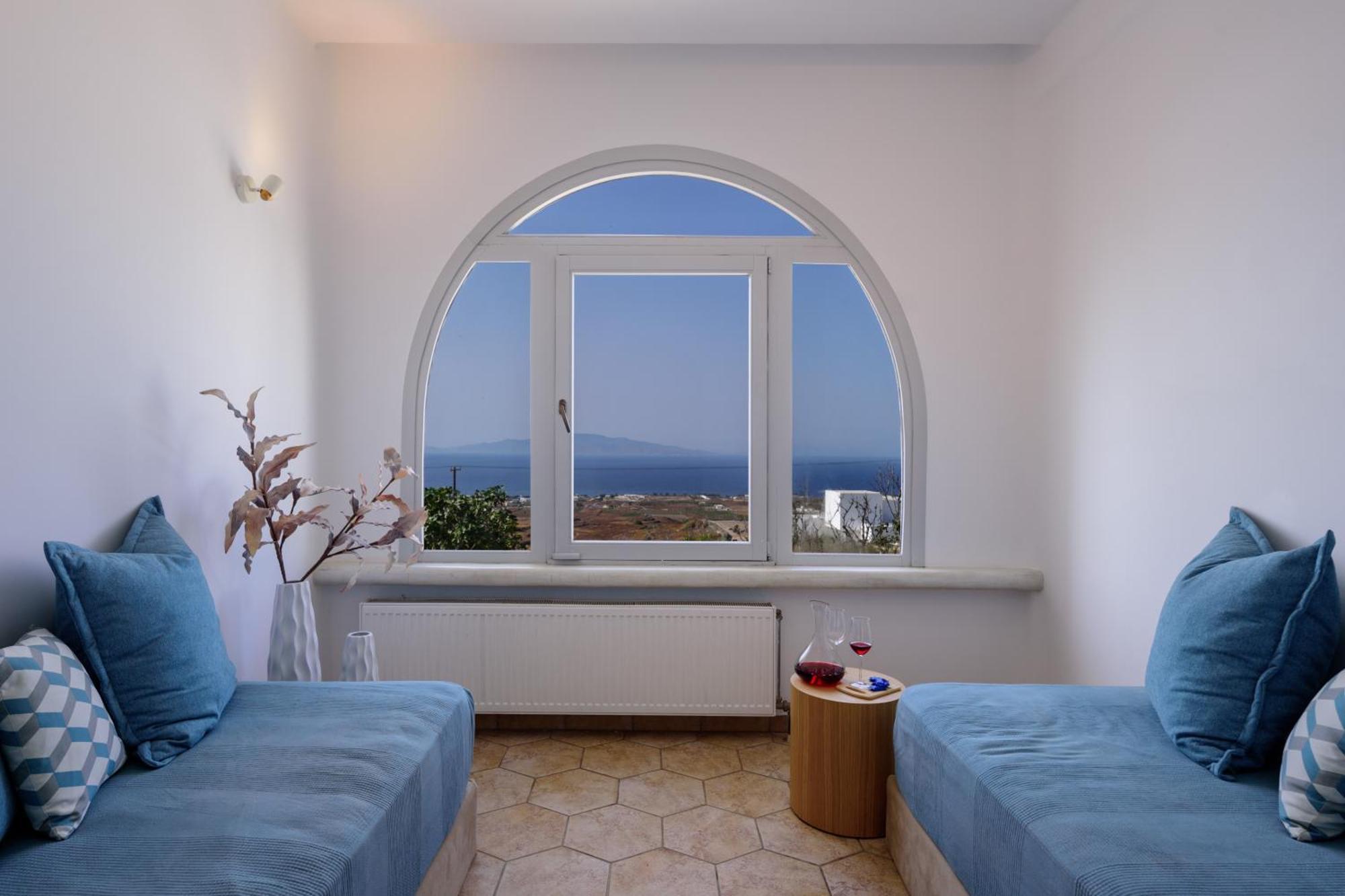 Sensia With Hot Tub And Caldera View Villa *