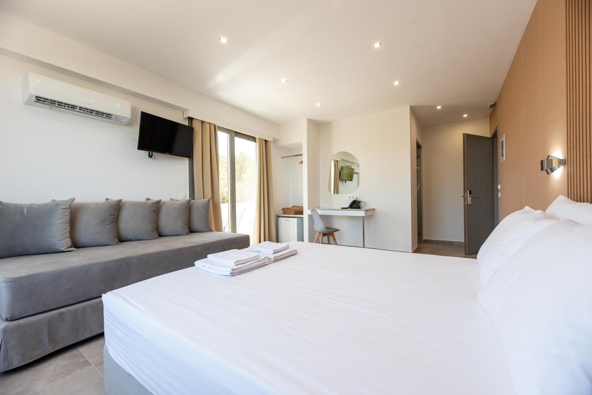 Airscape Free Shuttle From Athen's Airport Hotel