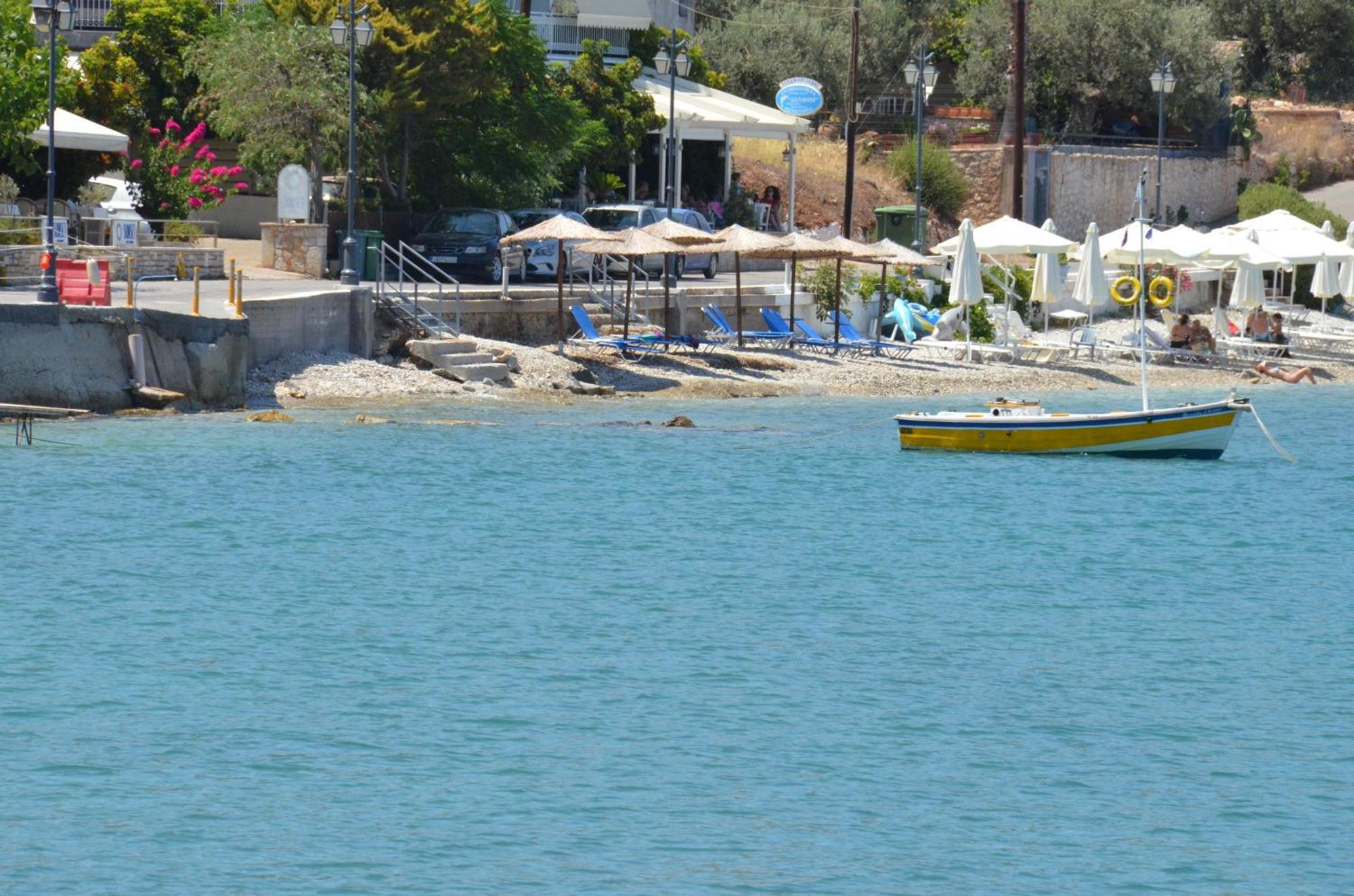 Ozzy, Breathtaking Sea View, 2 Bedroom, Pool *