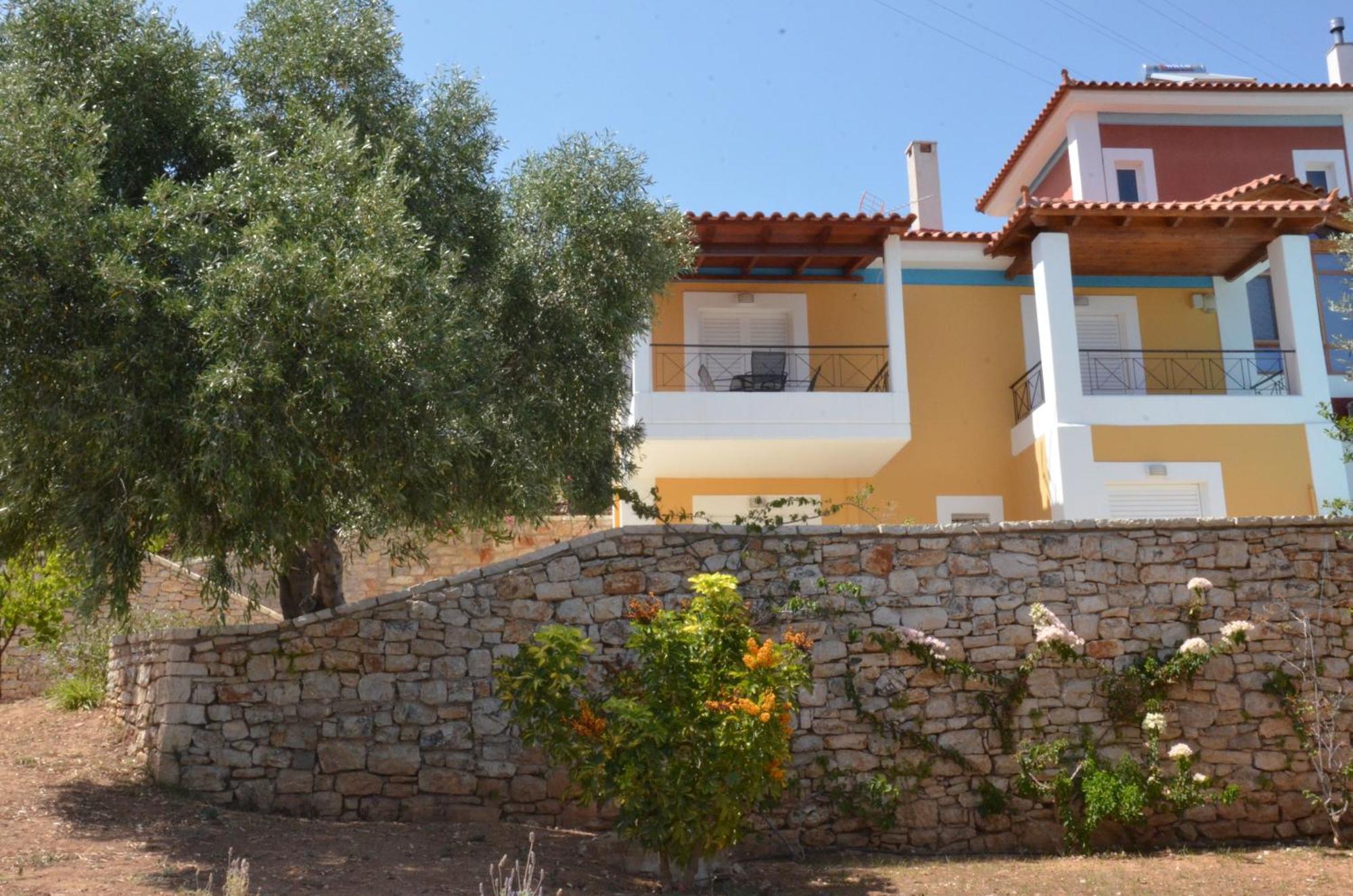Ozzy, Breathtaking Sea View, 2 Bedroom, Pool *