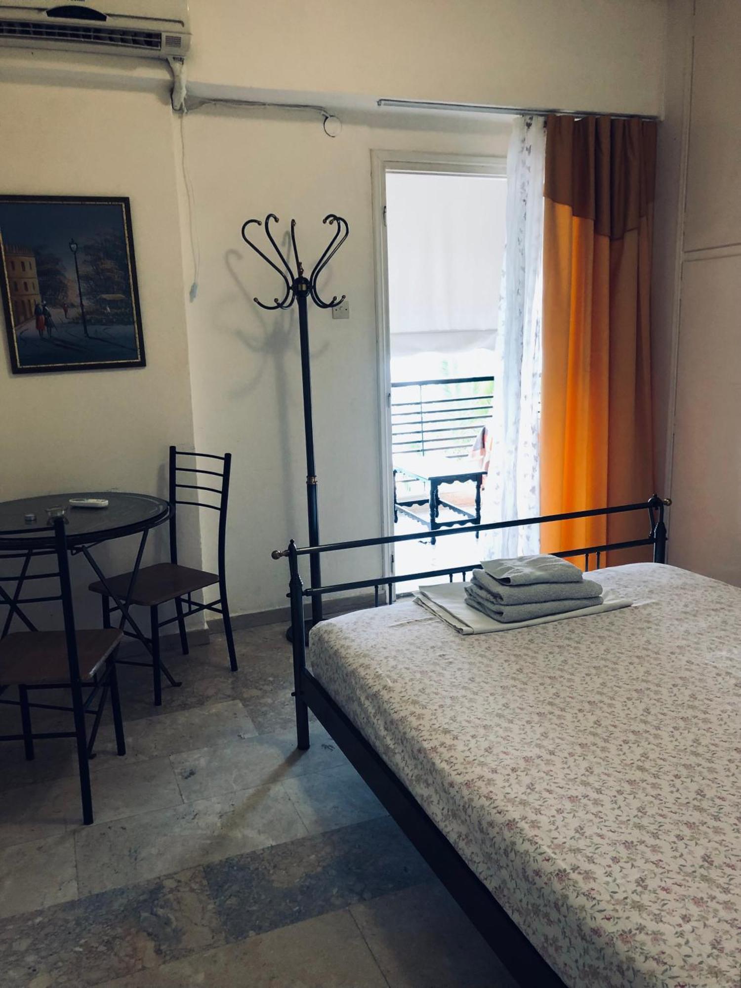 Apartment N N Agioi Theodoroi