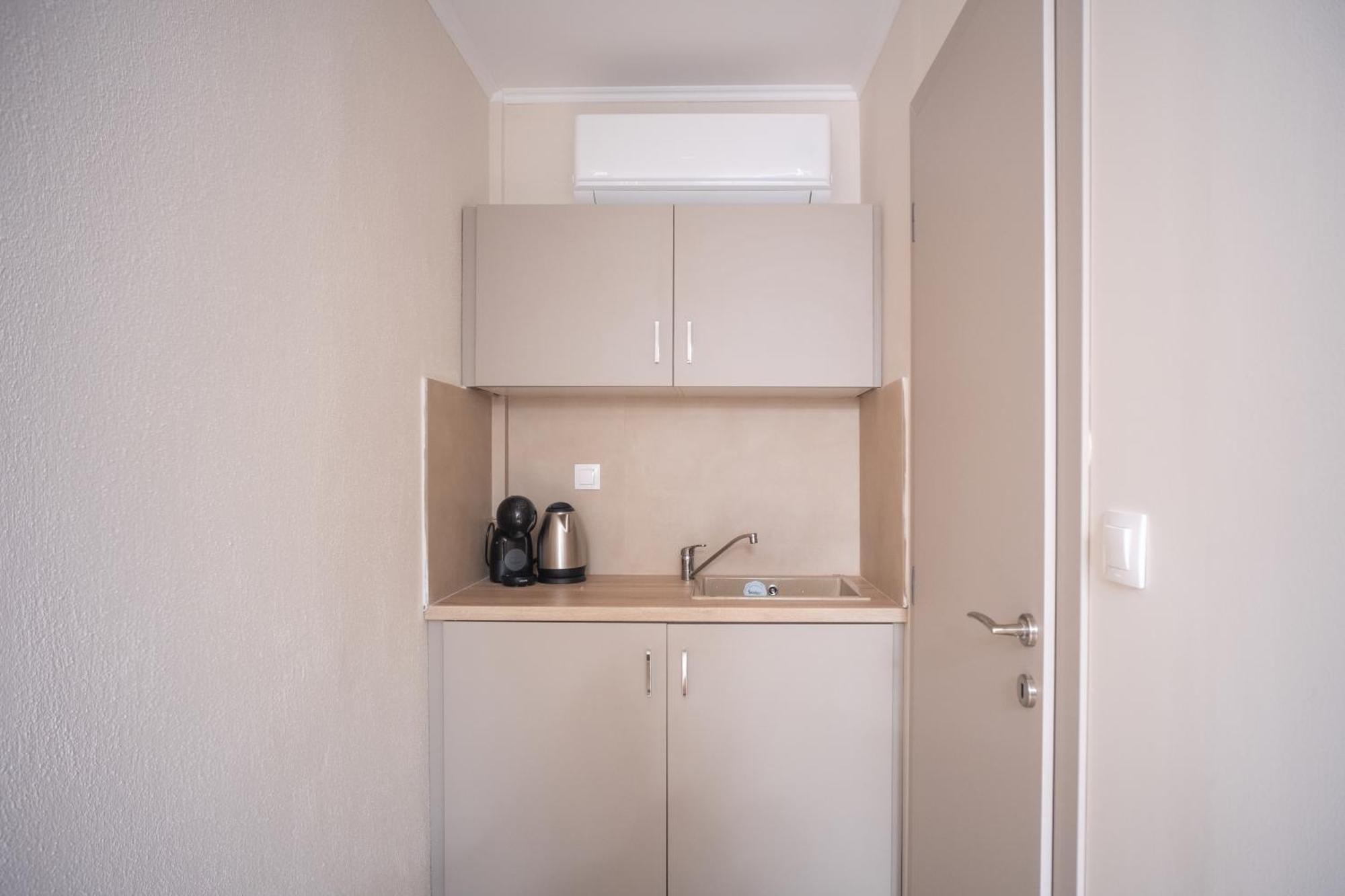 Kyparissis First Class Apartment Kalandra