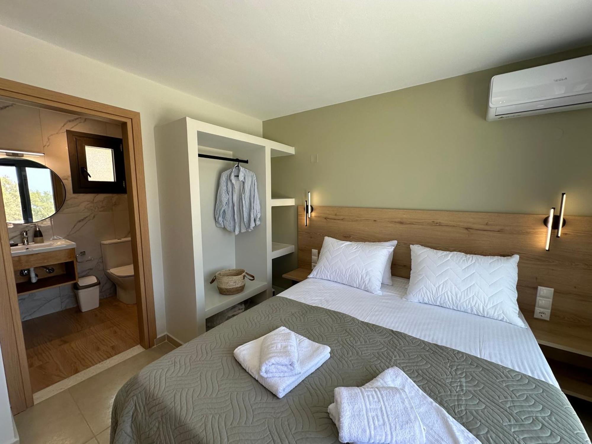 Villa Calmia Fine Living