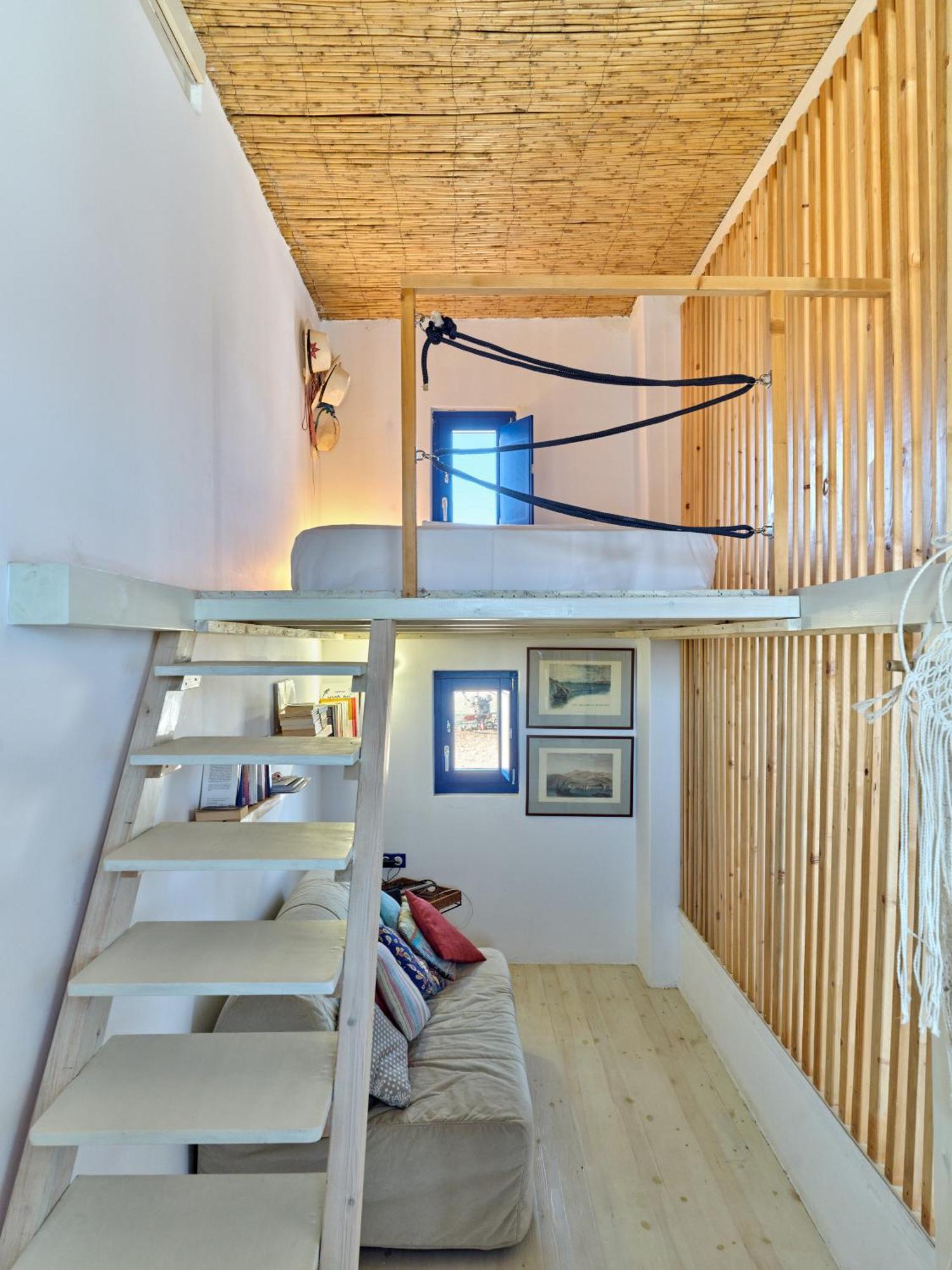 Blue & In Luxury Parikia (Paros)