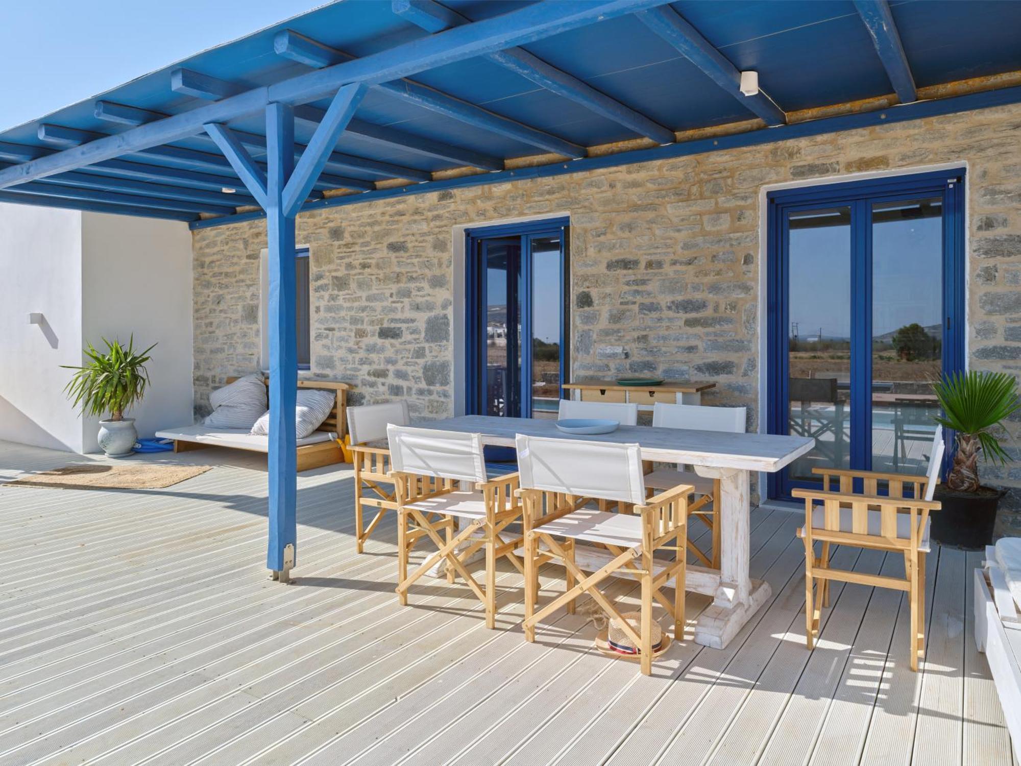 Blue & In Luxury Parikia (Paros)