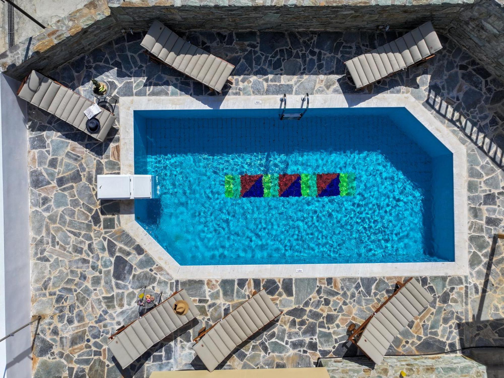 Poseidon Agia Pelagia-private Swimming Pool And Sea View