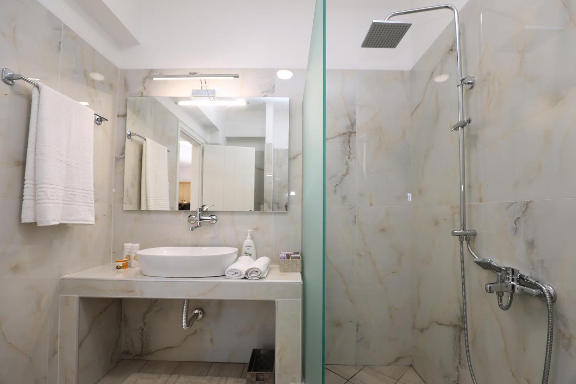 Villa Mirage Skopelos Town