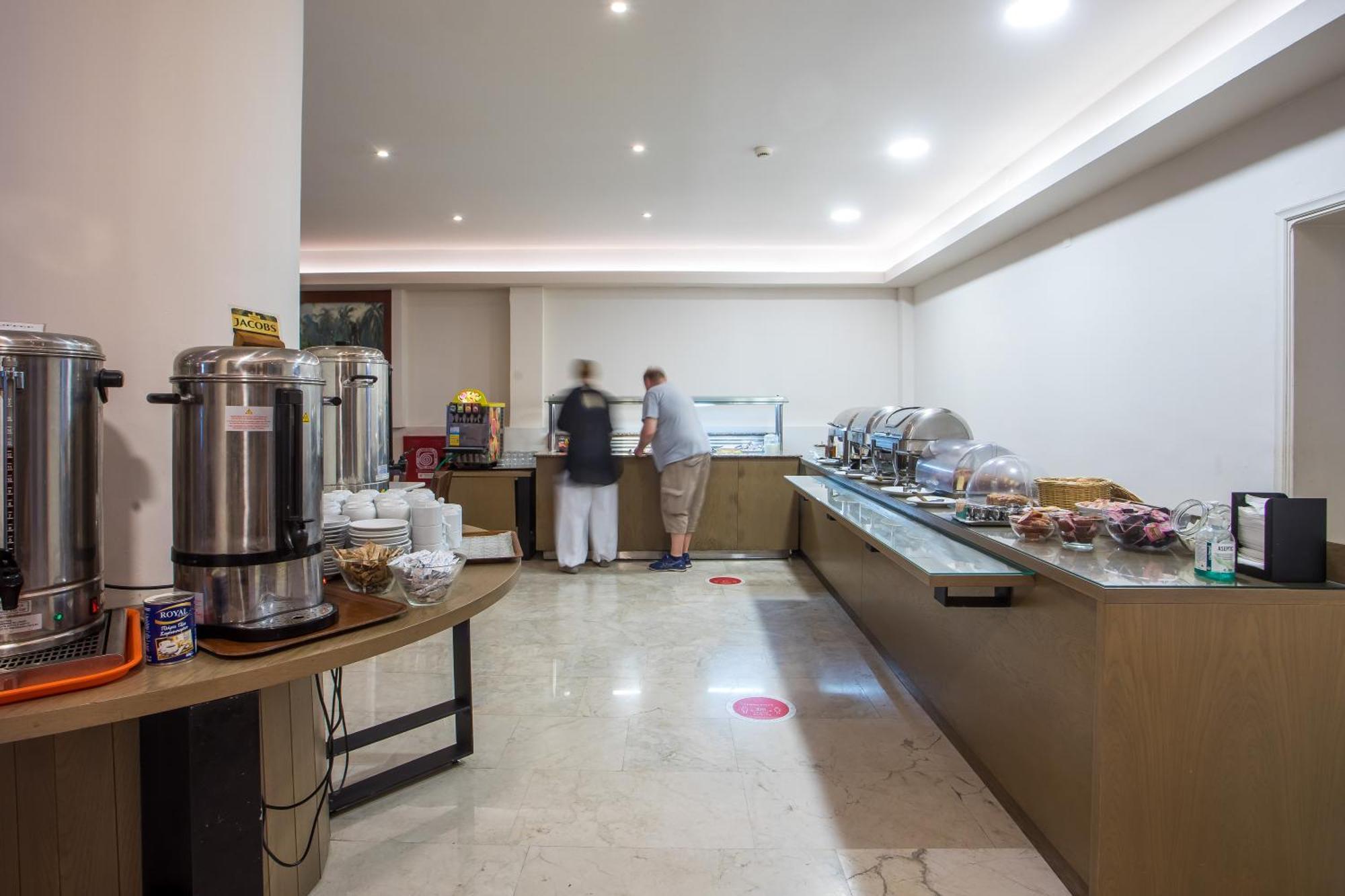 Hotel Africa 2*