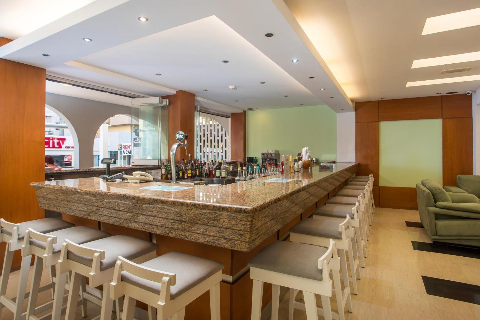 Africa Hotel 2*
