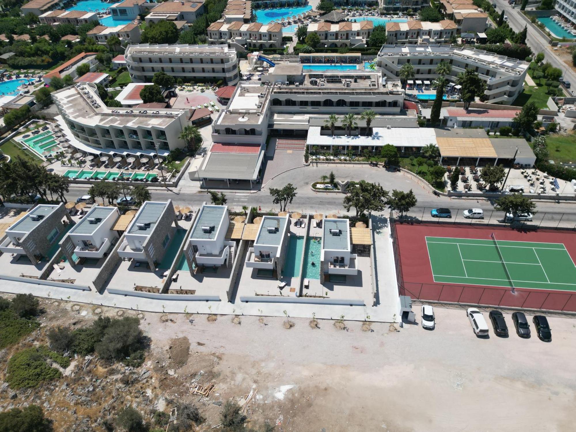 Hotel Delfinia