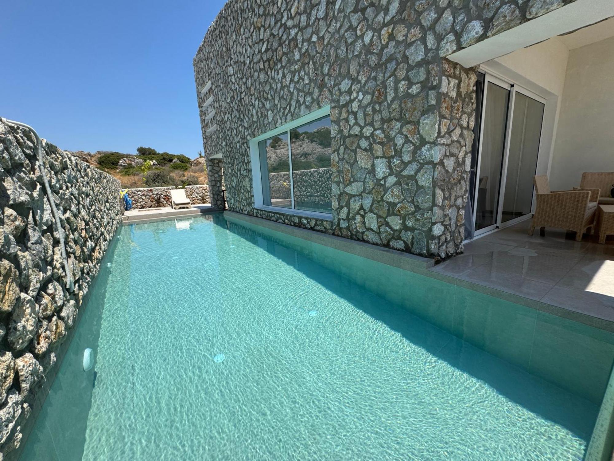 Hotel Delfinia 4*