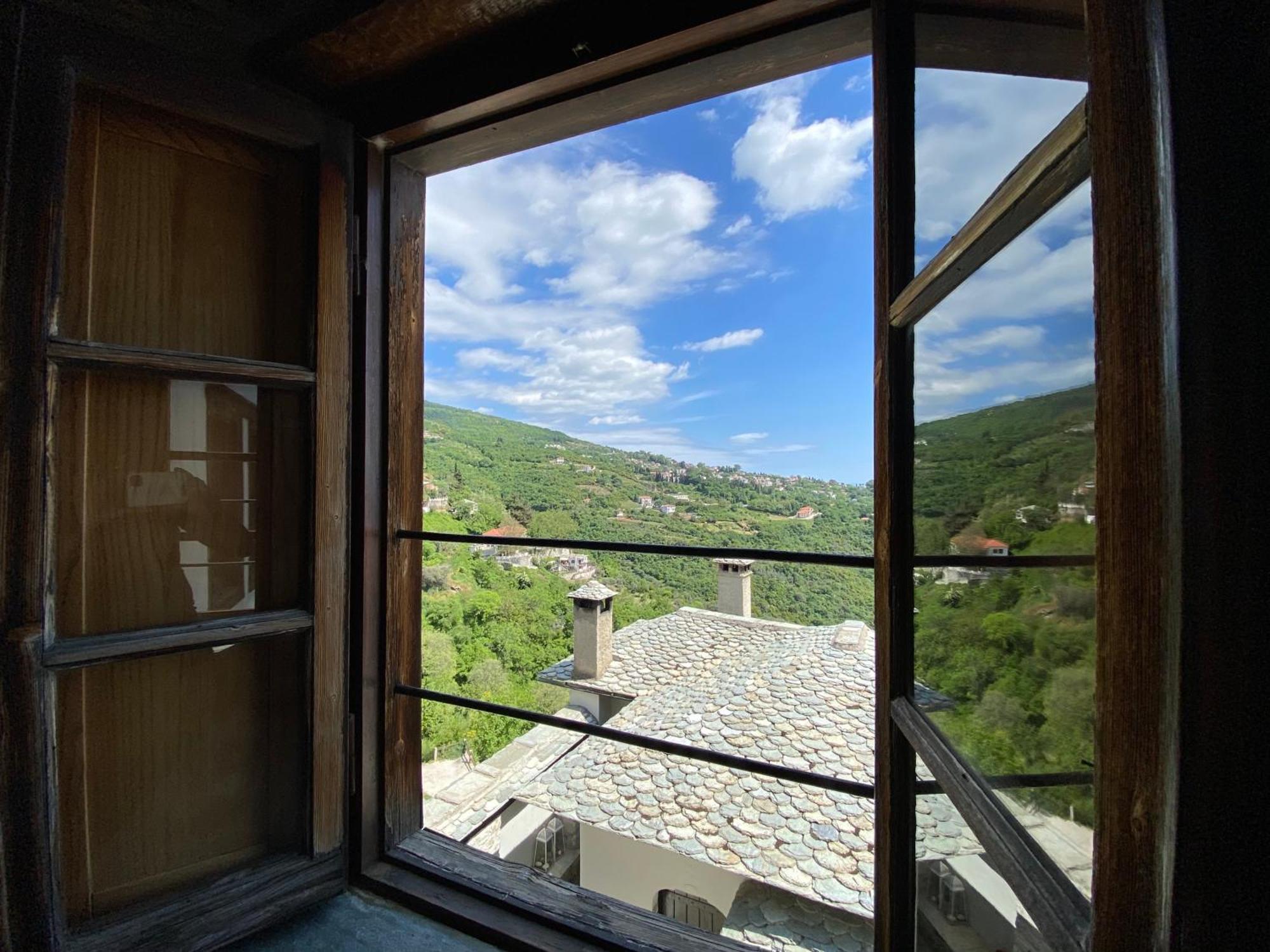 Archontika Karamarlis Hotel