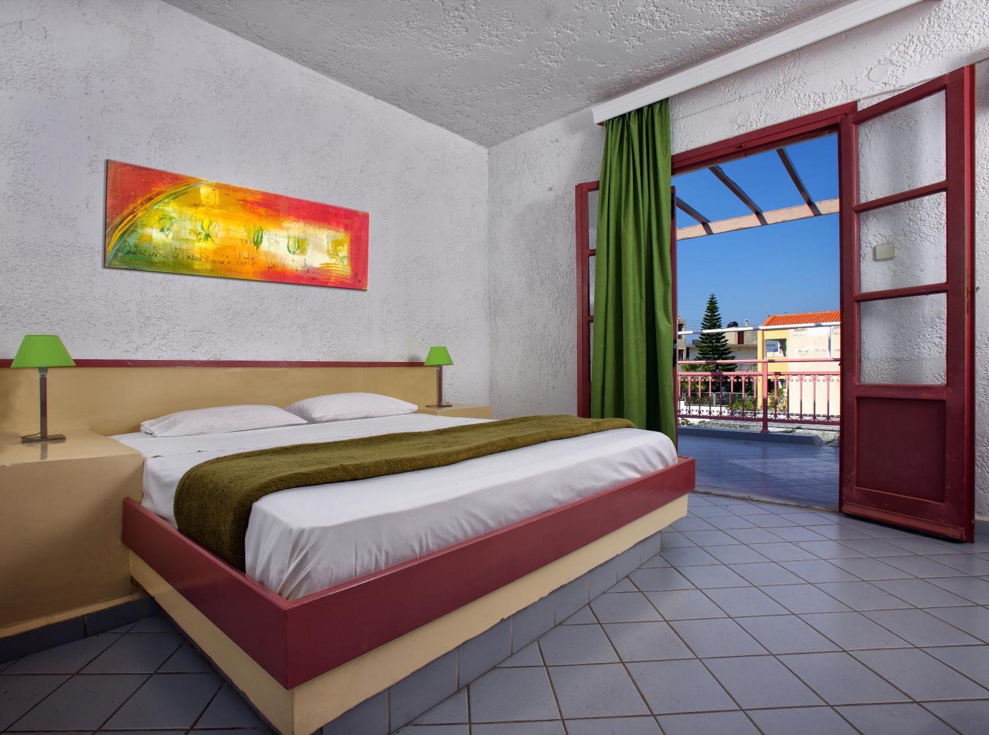 Stelva Aparthotel Hersonissos (Crete)